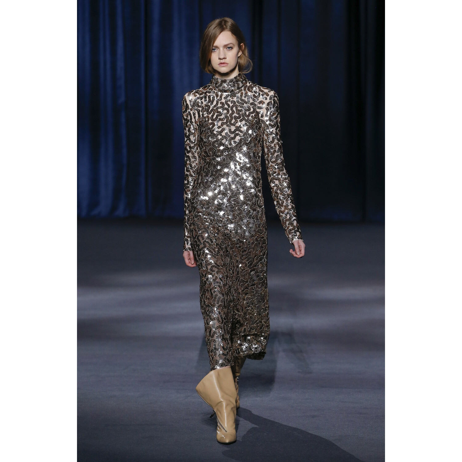 Фото Givenchy Fall 2018 Ready-to-Wear , Живанши осень зима 2018 , Fashion show , неделя моды в Париже , PFW , Mainstyles