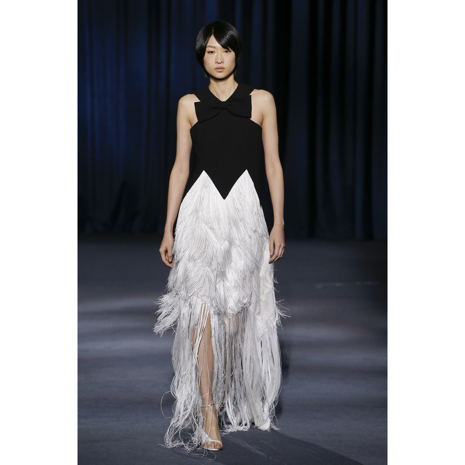Фото Givenchy Fall 2018 Ready-to-Wear , Живанши осень зима 2018 , Fashion show , неделя моды в Париже , PFW , Mainstyles
