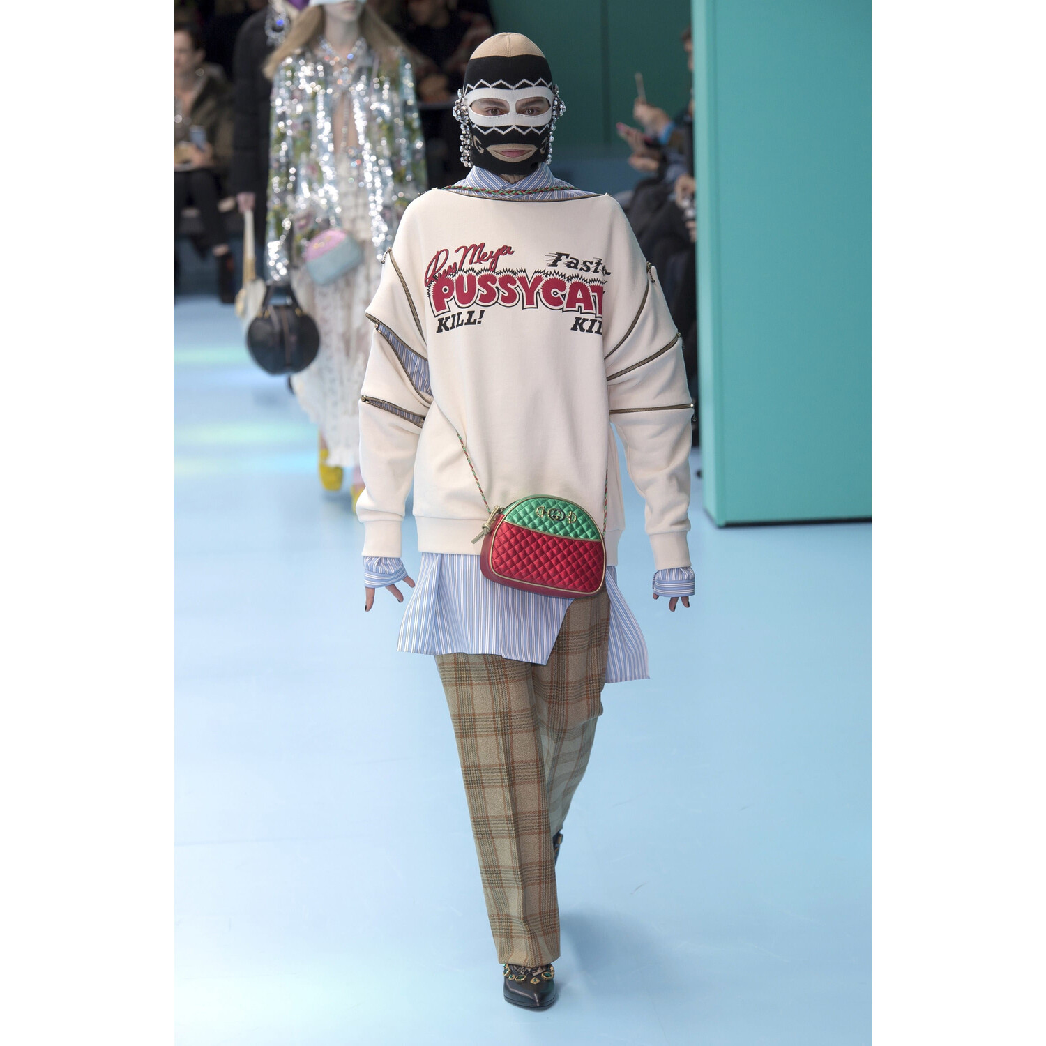 Фото Gucci Fall 2018 Ready-to-Wear , Гуччи осень зима 2018 , Fashion show , неделя моды в Милане , MFW , Mainstyles