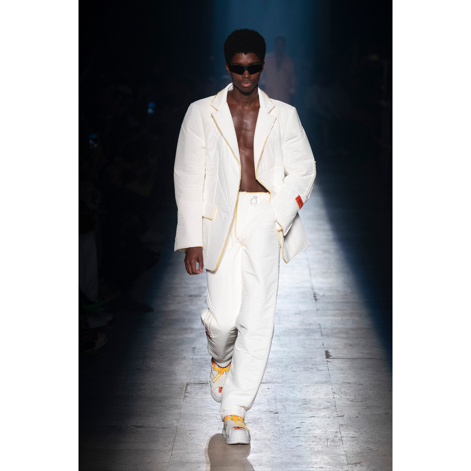 Фото Heron Preston Spring 2020 Menswear Collection / Heron Preston весна- лето 2020 / Неделя моды: Париж