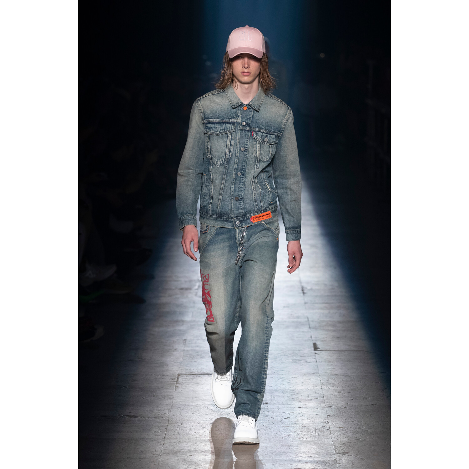 Фото Heron Preston Spring 2020 Menswear Collection / Heron Preston весна- лето 2020 / Неделя моды: Париж