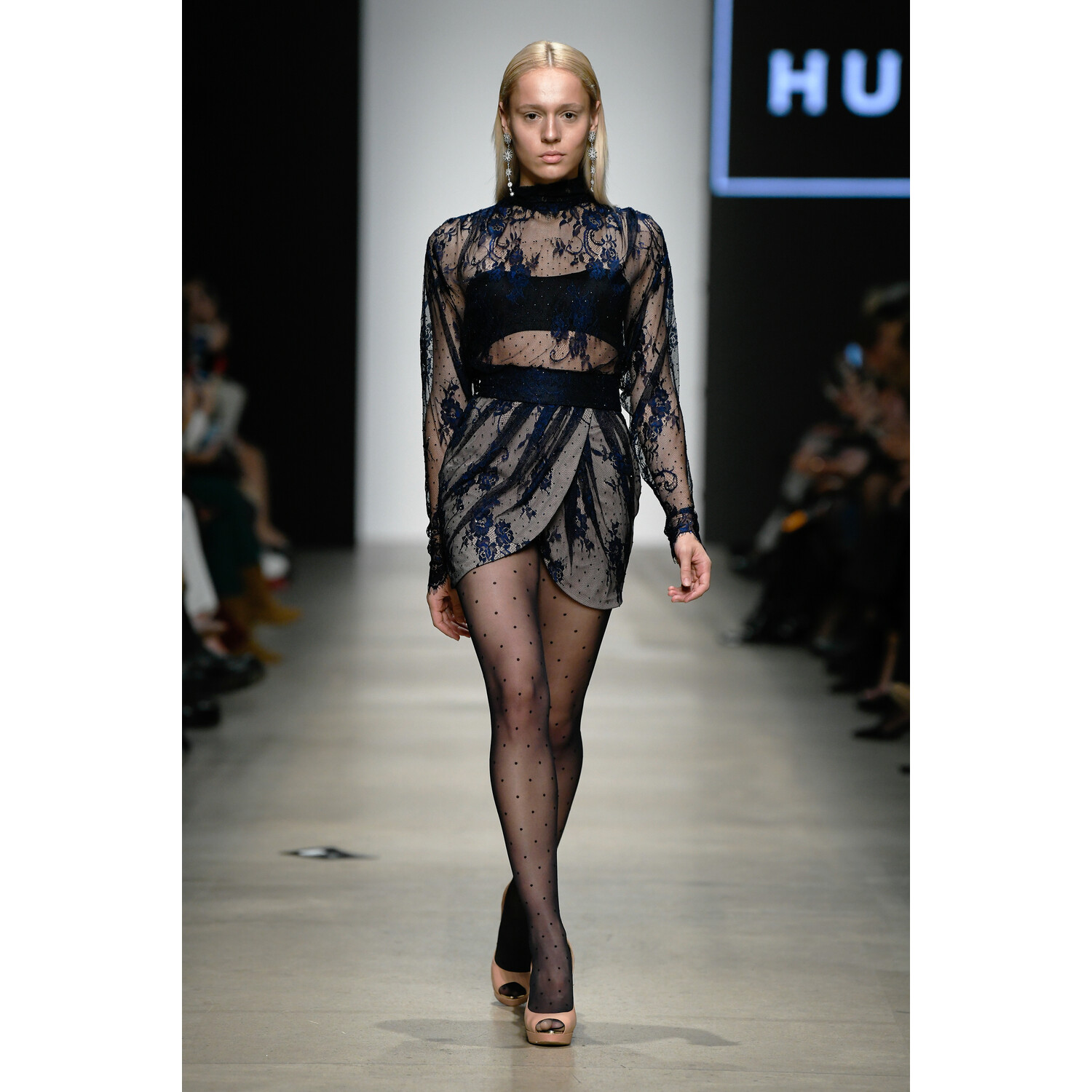 Фото Humariff Spring 2020 Couture Collection  /  Humariff Весна-лето 2019 / Неделя моды в Москве