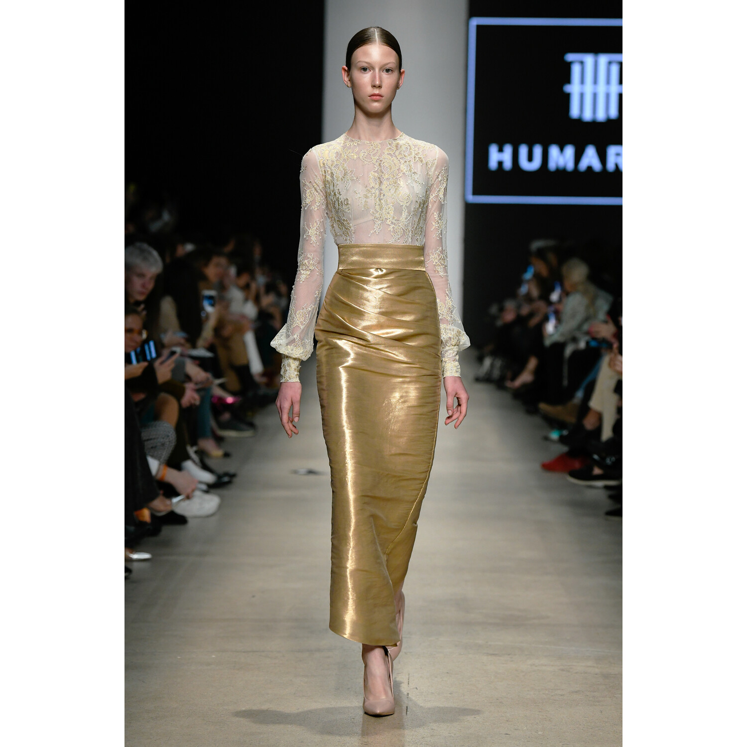 Фото Humariff Spring 2020 Couture Collection  /  Humariff Весна-лето 2019 / Неделя моды в Москве