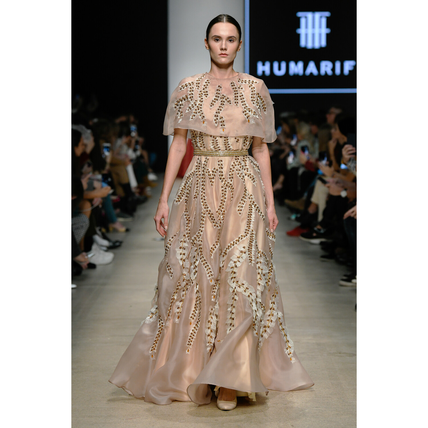 Фото Humariff Spring 2020 Couture Collection  /  Humariff Весна-лето 2019 / Неделя моды в Москве