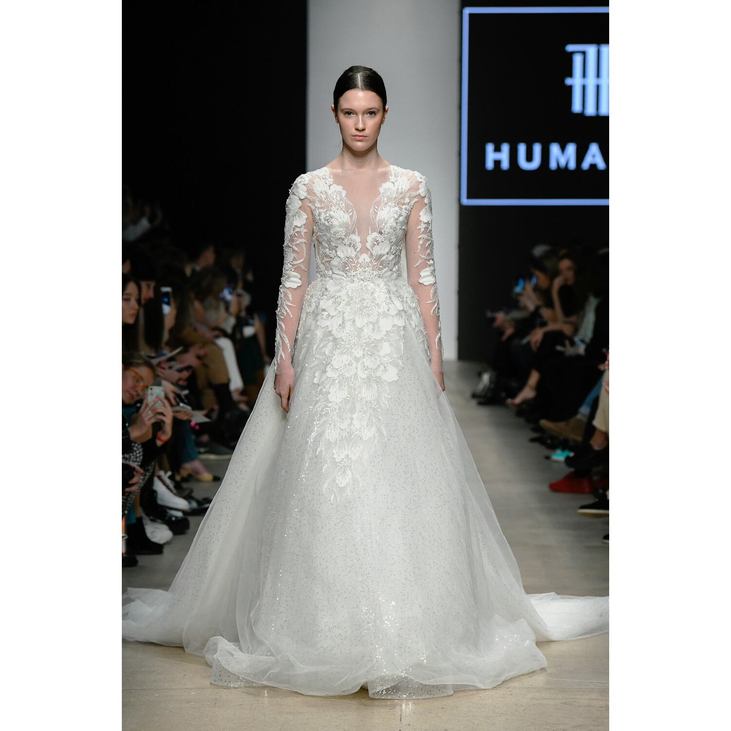 Фото Humariff Spring 2020 Couture Collection  /  Humariff Весна-лето 2019 / Неделя моды в Москве