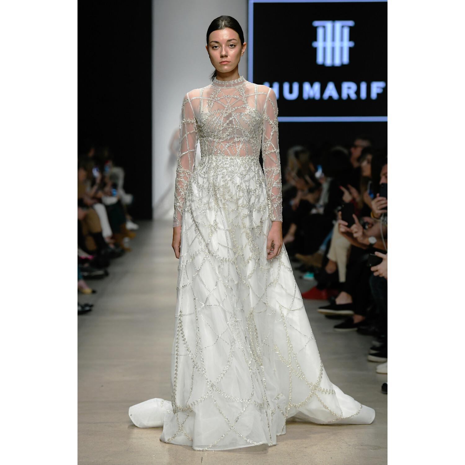 Фото Humariff Spring 2020 Couture Collection  /  Humariff Весна-лето 2019 / Неделя моды в Москве
