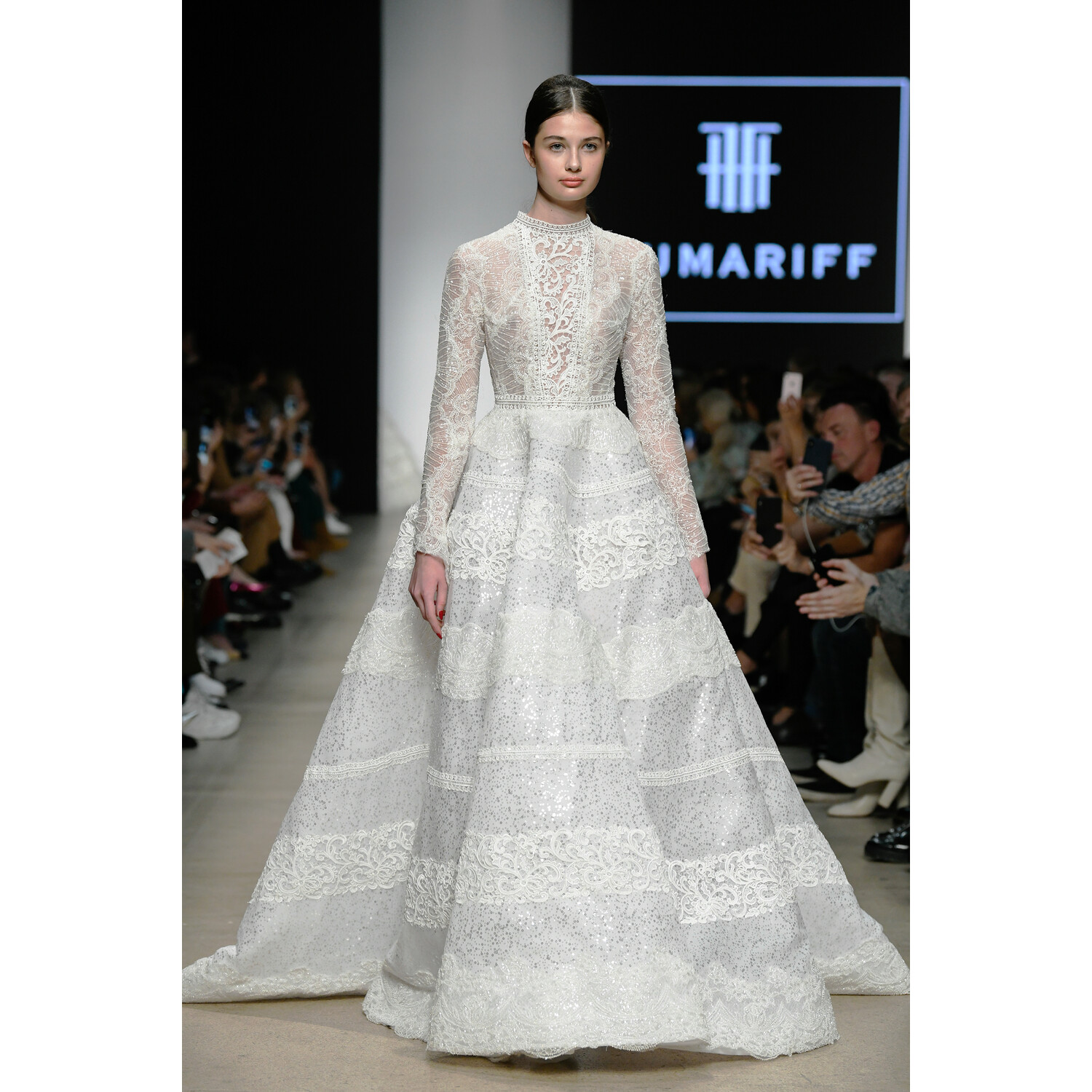 Фото Humariff Spring 2020 Couture Collection  /  Humariff Весна-лето 2019 / Неделя моды в Москве