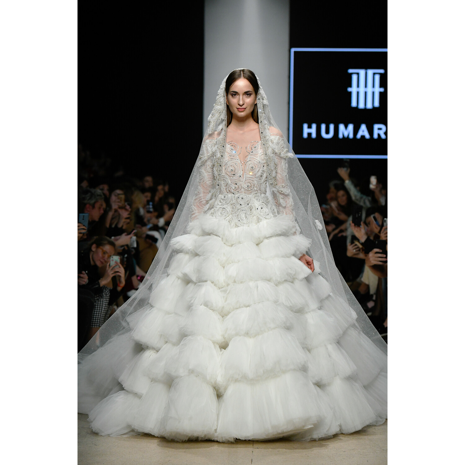 Фото Humariff Spring 2020 Couture Collection  /  Humariff Весна-лето 2019 / Неделя моды в Москве
