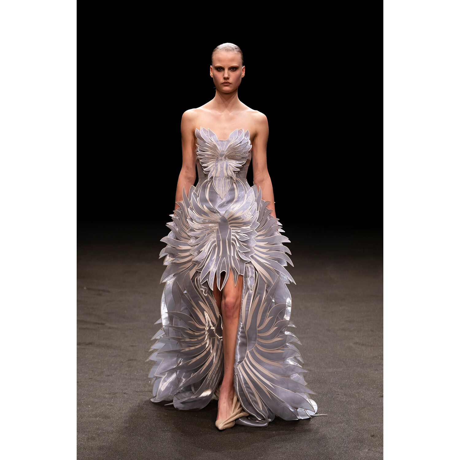 Фото Iris van Herpen Spring Summer 2021 Couture / Iris van Herpen Couture весна-лето 2021
