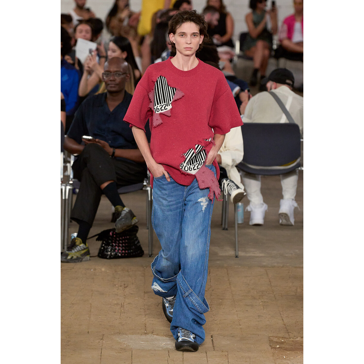 Фото JW Anderson Menswear Spring 2023 / JW Anderson мужская коллекция весна-лето 2023