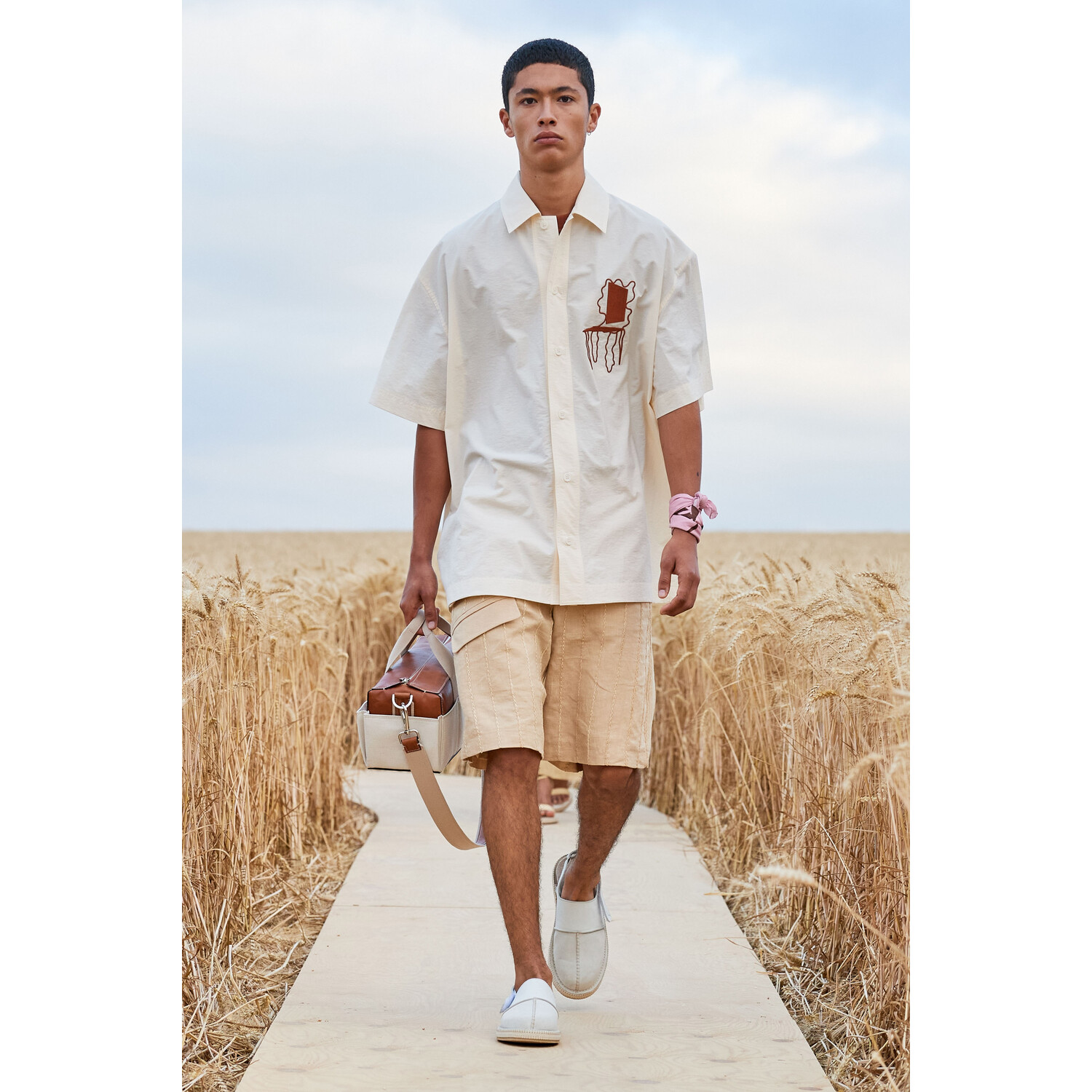 Фото Jacquemus Spring-summer 2021 Menswear Collection / Коллекция Jacquemus весна-лето 2021