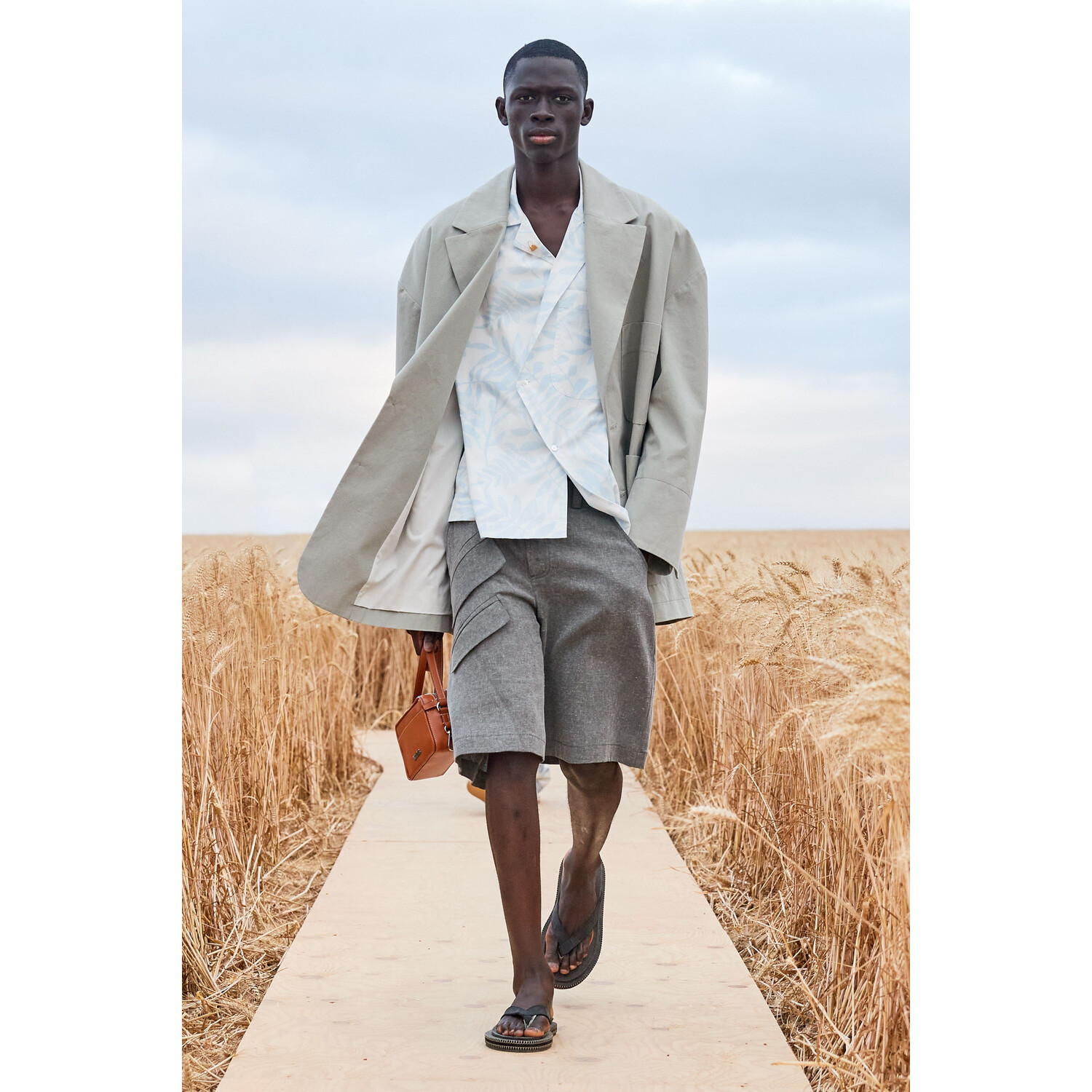 Фото Jacquemus Spring-summer 2021 Menswear Collection / Коллекция Jacquemus весна-лето 2021