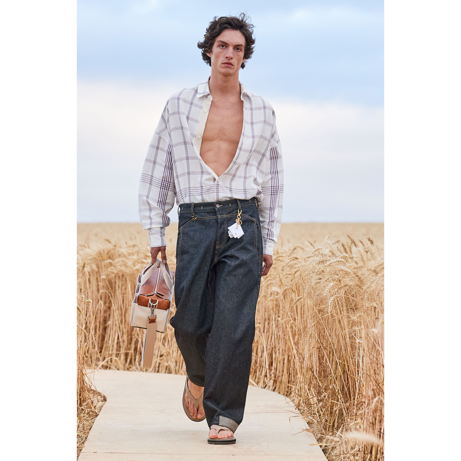 Фото Jacquemus Spring-summer 2021 Menswear Collection / Коллекция Jacquemus весна-лето 2021