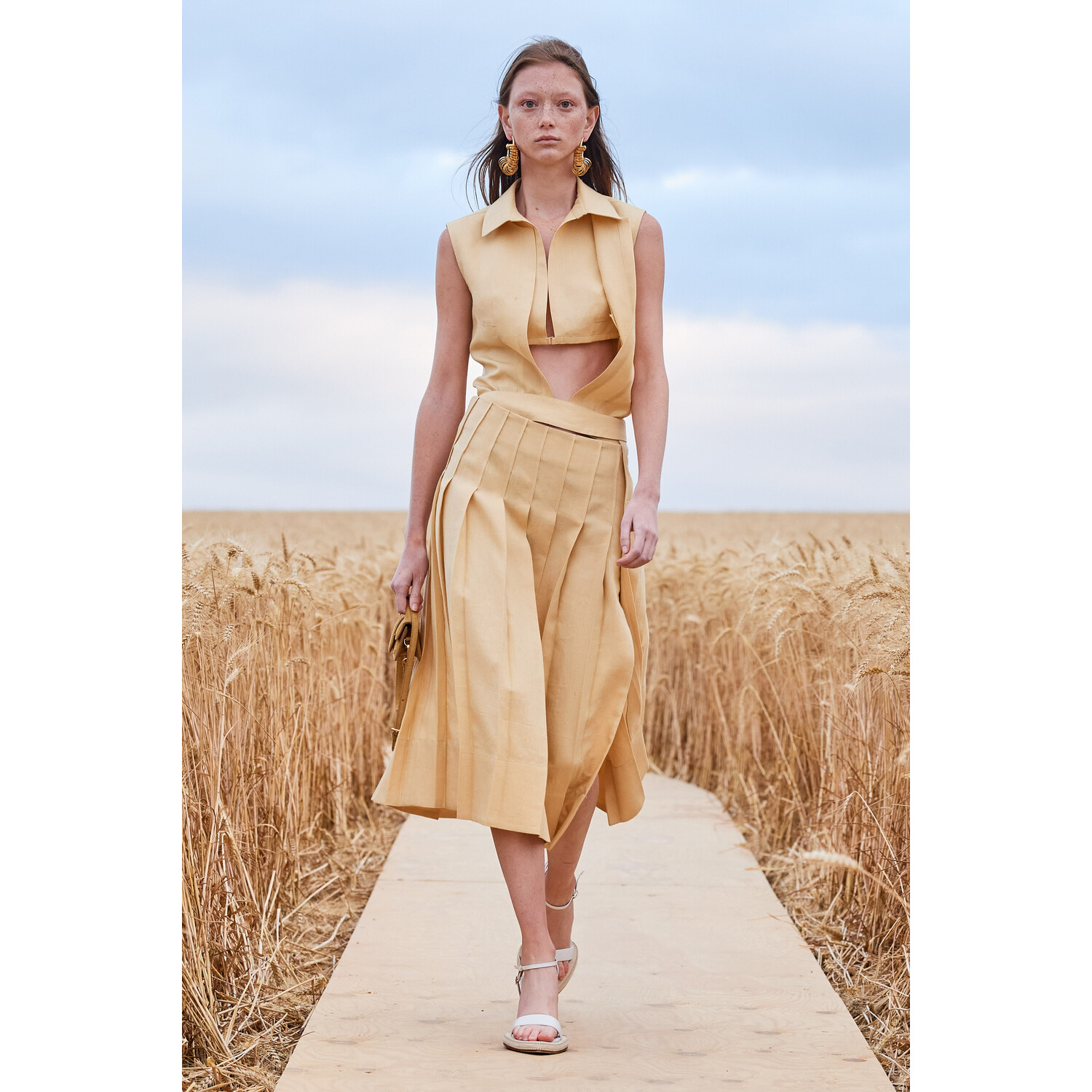 Фото Jacquemus Spring-summer 2021 Menswear Collection / Коллекция Jacquemus весна-лето 2021