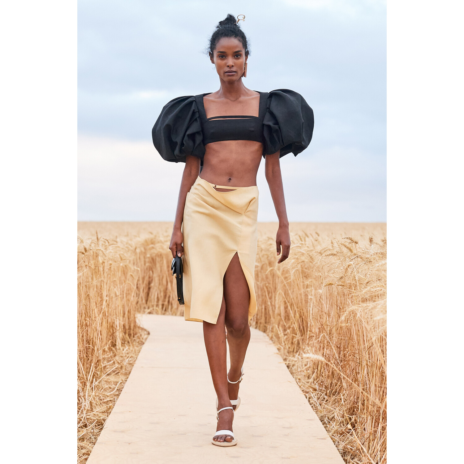 Фото Jacquemus Spring-summer 2021 Menswear Collection / Коллекция Jacquemus весна-лето 2021