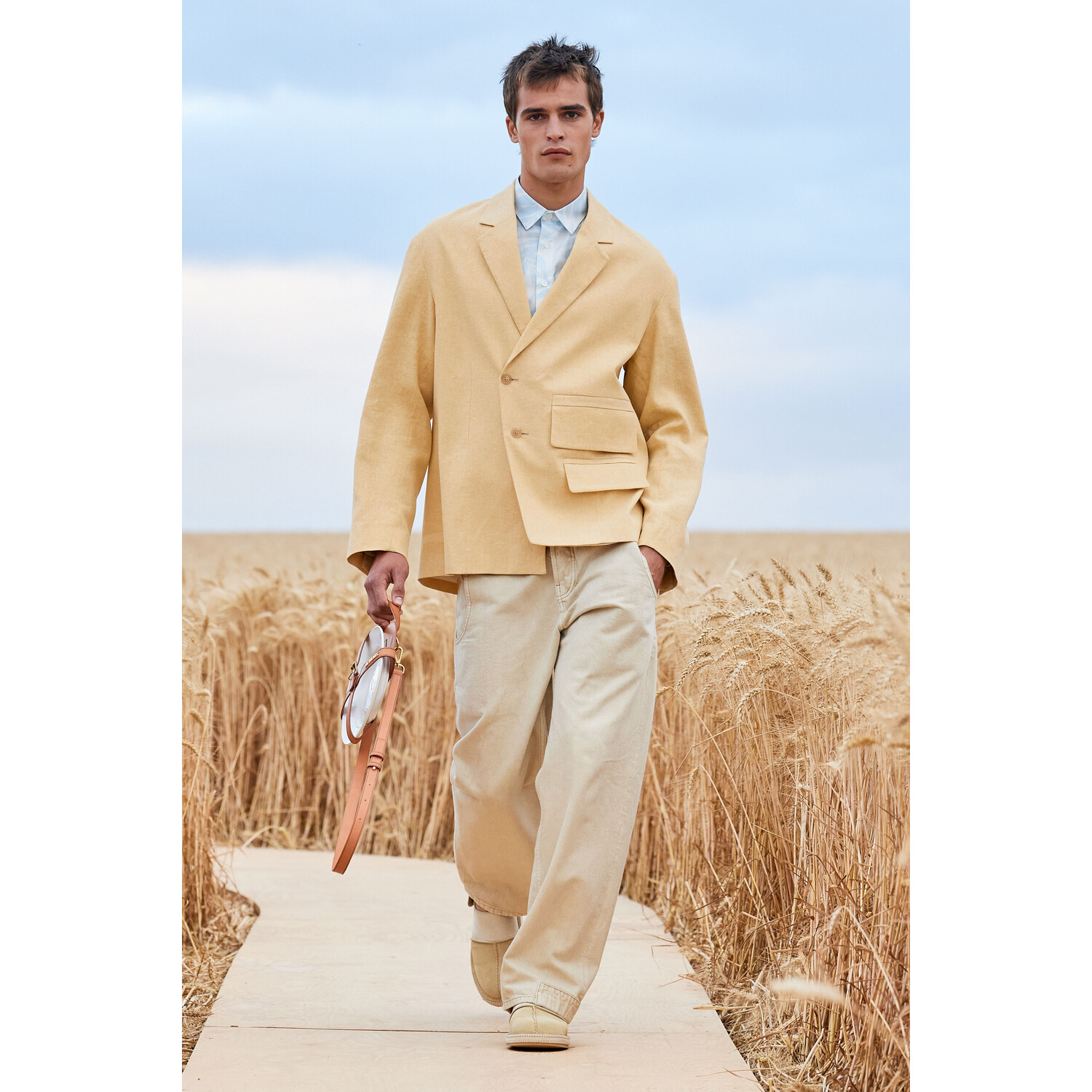 Фото Jacquemus Spring-summer 2021 Menswear Collection / Коллекция Jacquemus весна-лето 2021