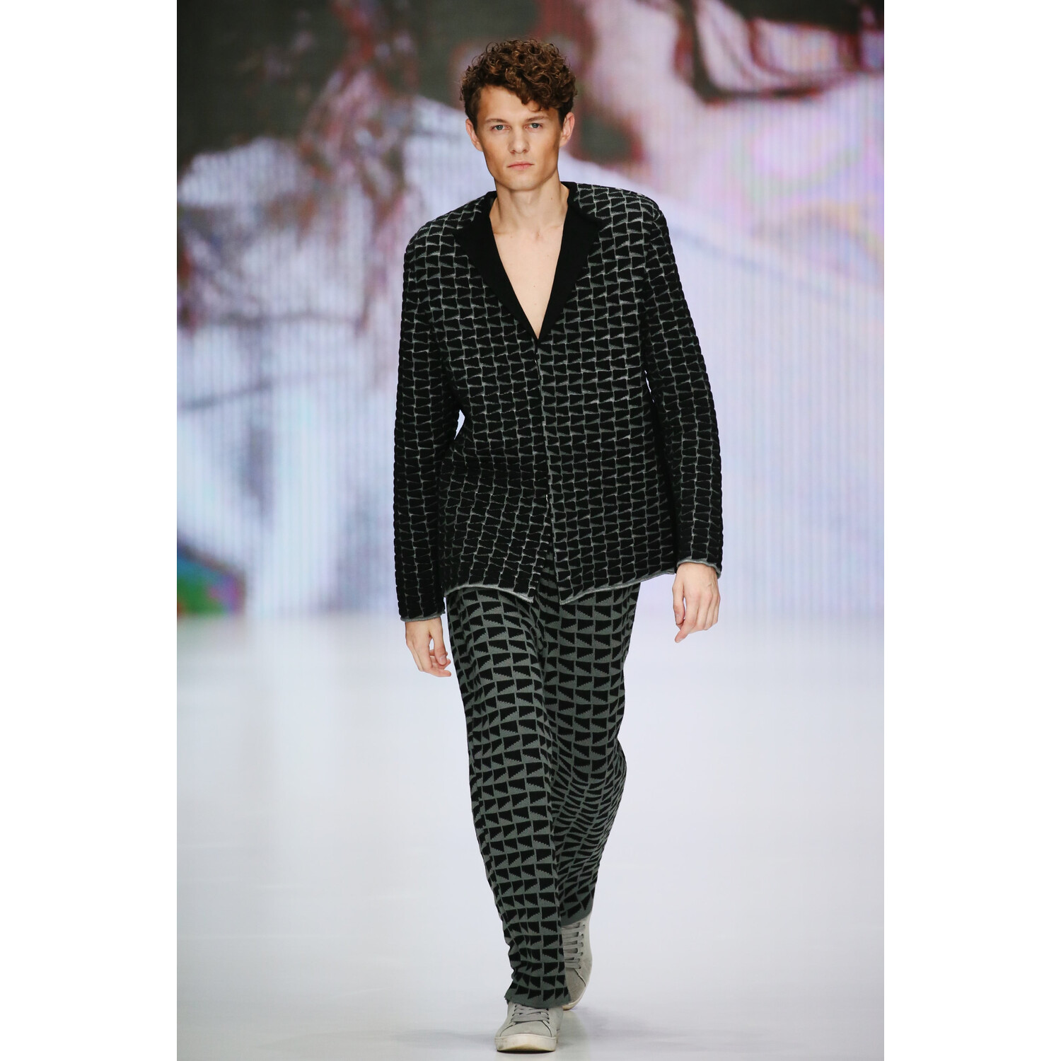 Фото KSENIASERAYA Spring 2019 Ready-to-Wear , KSENIASERAYA Весна-лето 2019 , Неделя моды в Москве , MBFWRussia