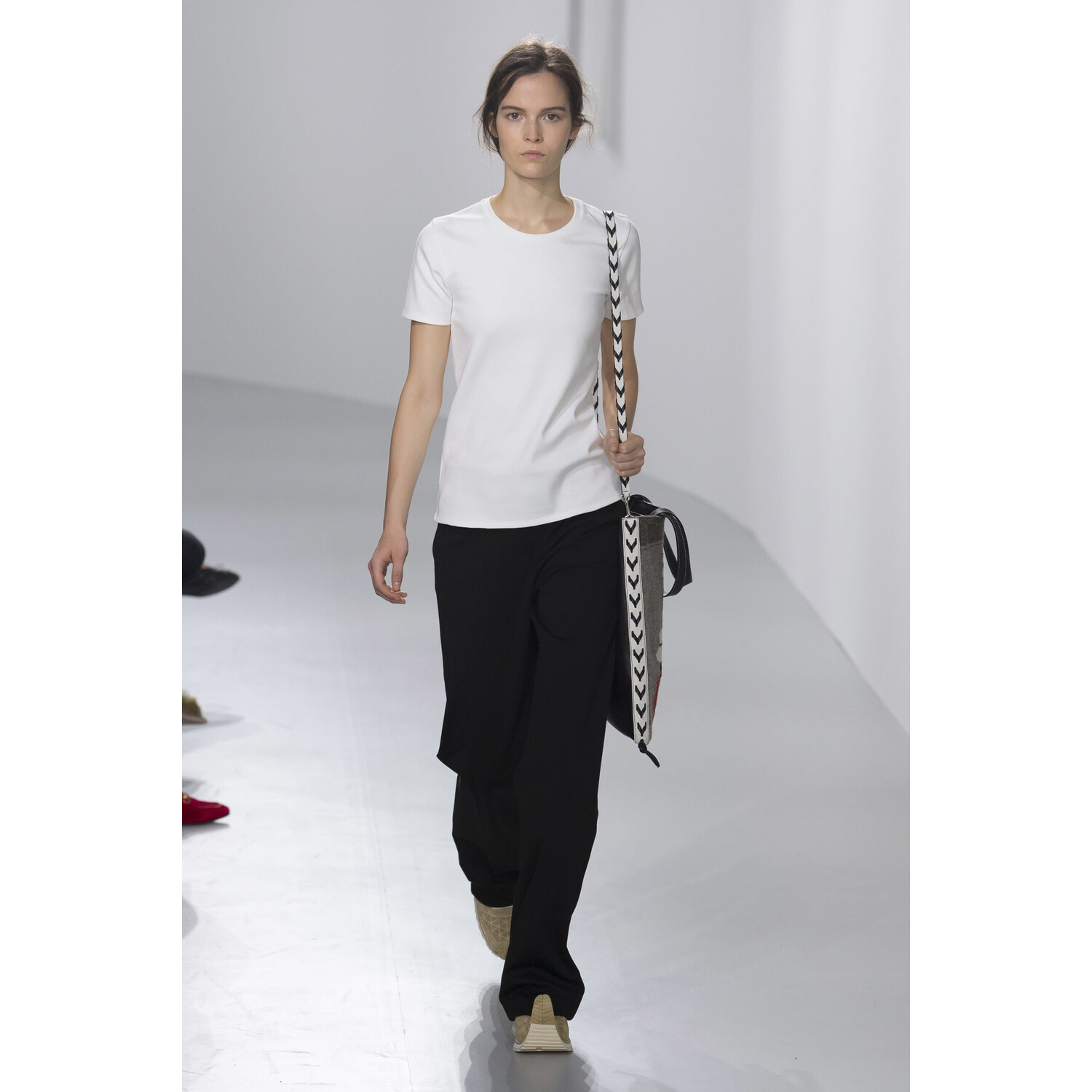 Фото Loewe SPRING/SUMMER 2018 READY-TO-WEAR Loewe весна-лето 2018