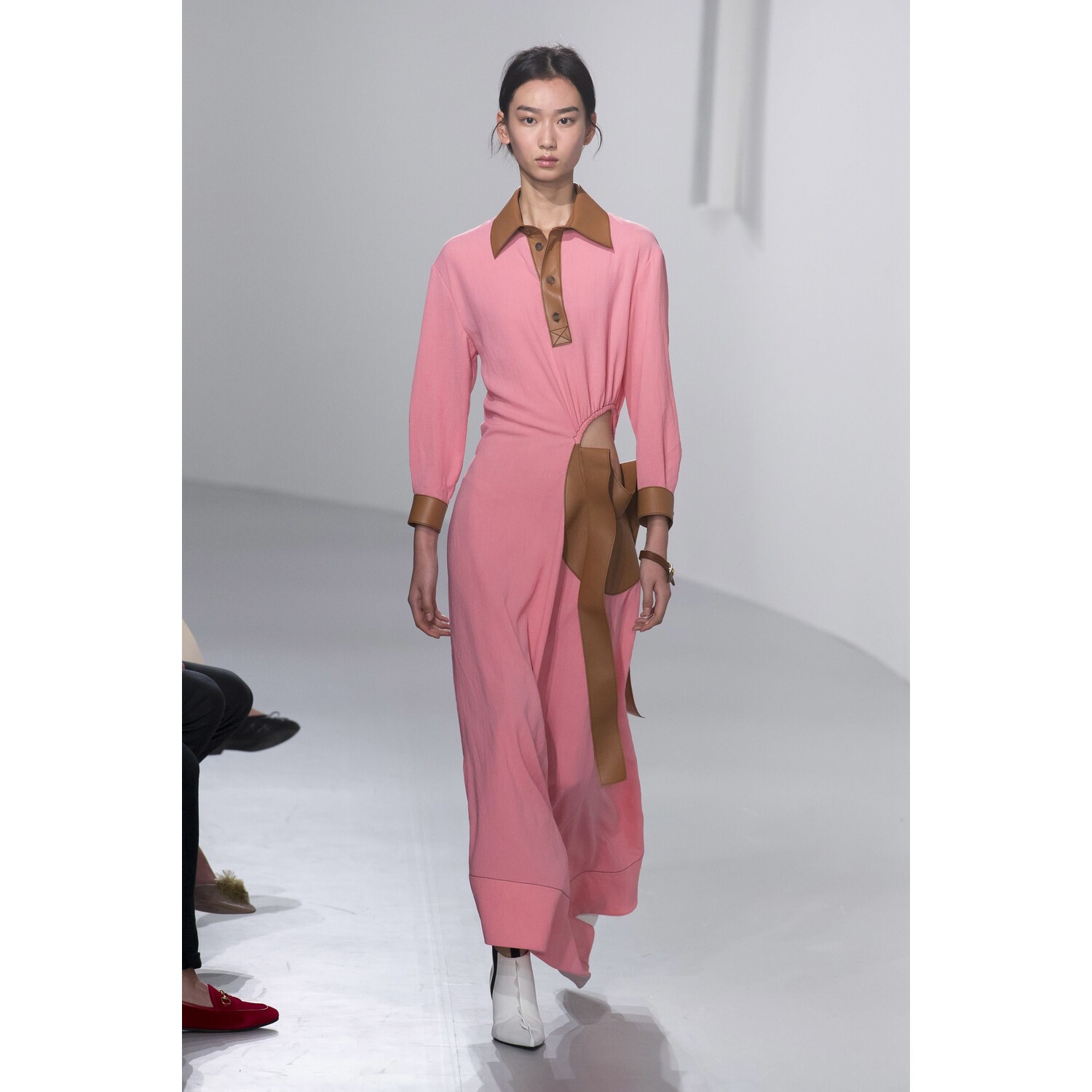 Фото Loewe SPRING/SUMMER 2018 READY-TO-WEAR Loewe весна-лето 2018