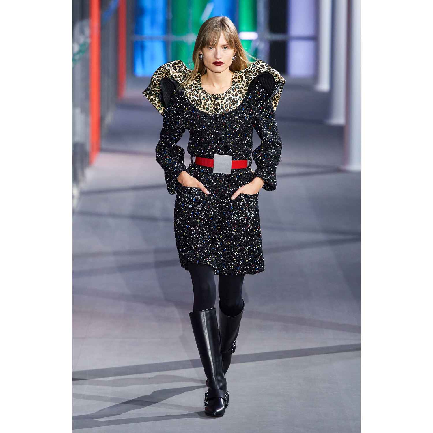 Фото Louis Vuitton Fall 2019 Ready-to-Wear / Louis Vuitton осень 2019 / Неделя моды: Париж