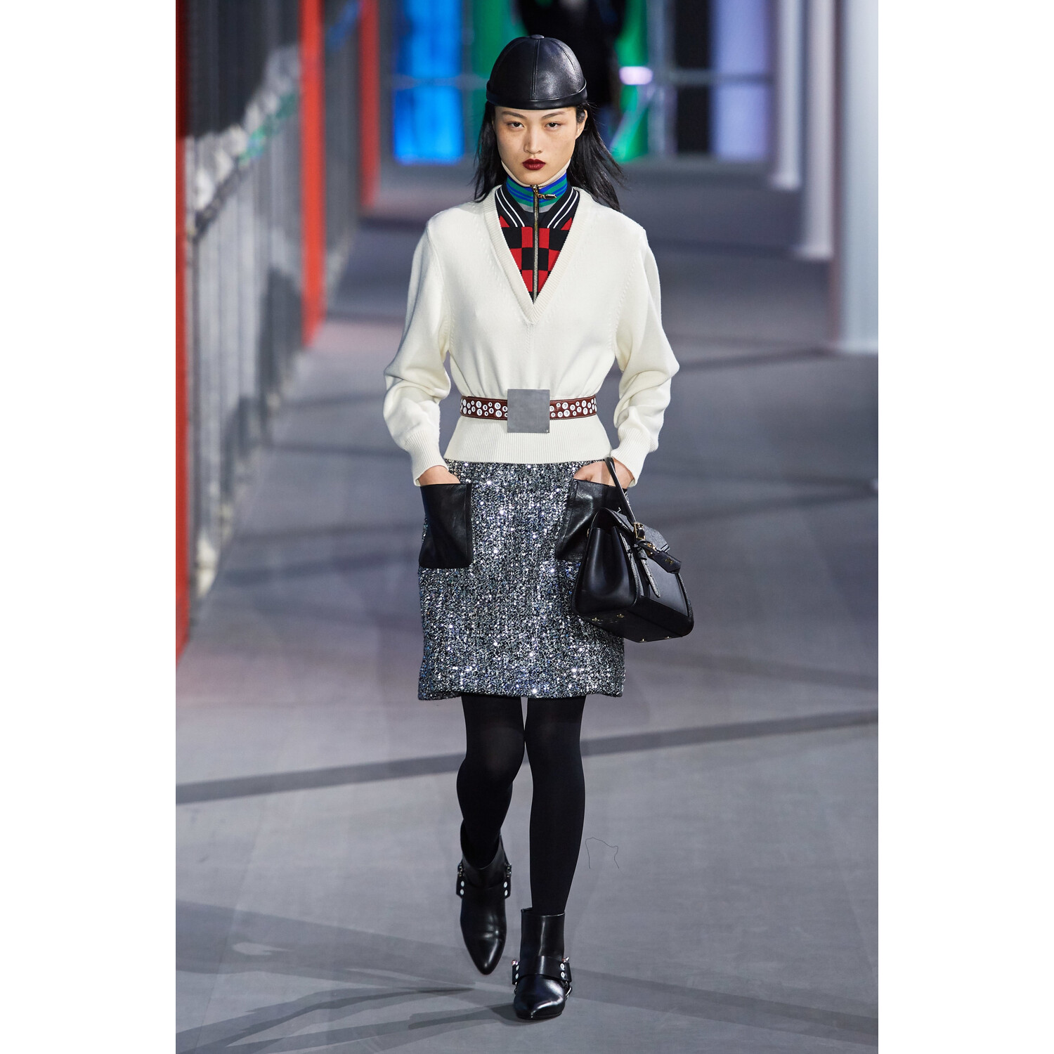 Фото Louis Vuitton Fall 2019 Ready-to-Wear / Louis Vuitton осень 2019 / Неделя моды: Париж