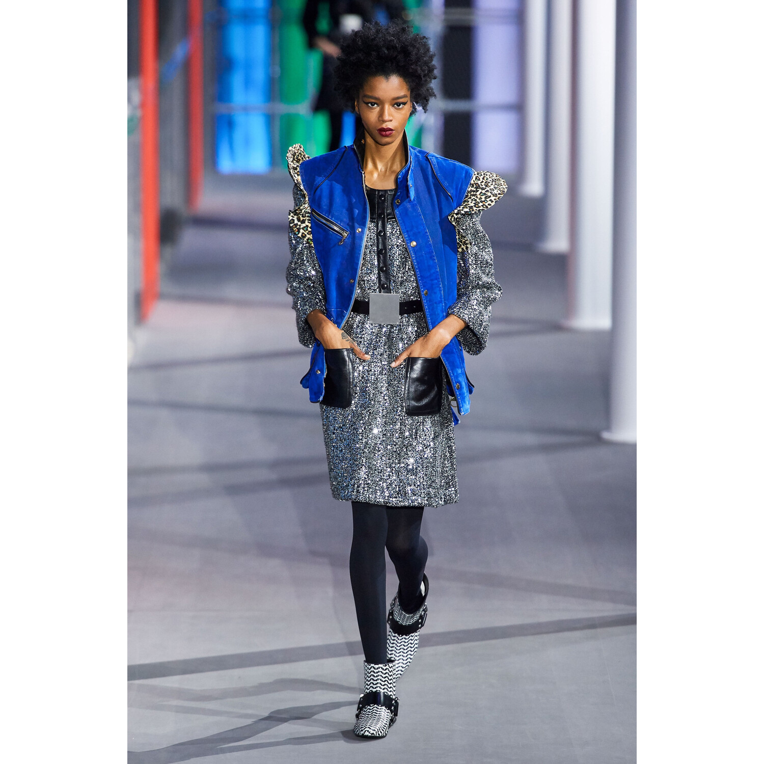 Фото Louis Vuitton Fall 2019 Ready-to-Wear / Louis Vuitton осень 2019 / Неделя моды: Париж