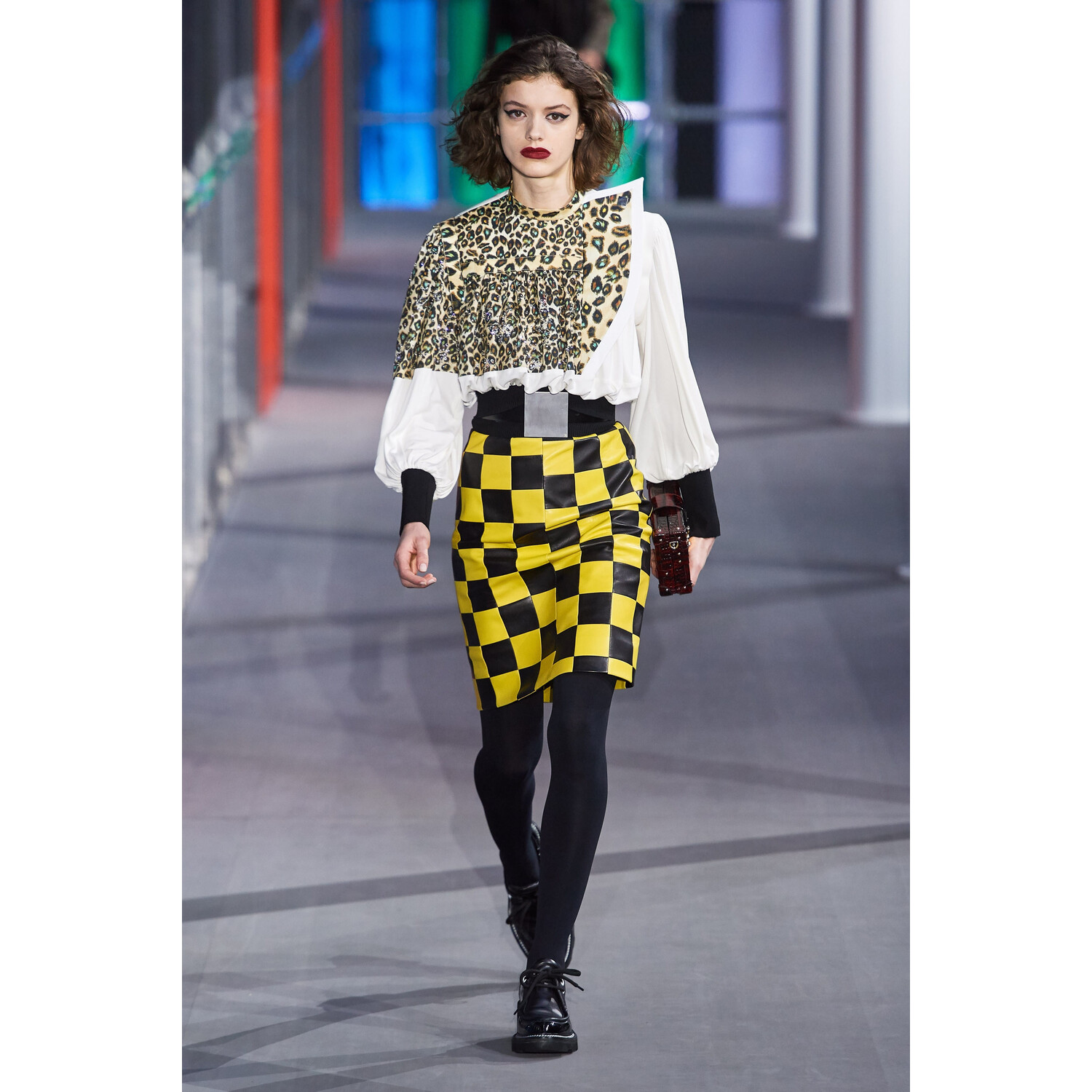 Фото Louis Vuitton Fall 2019 Ready-to-Wear / Louis Vuitton осень 2019 / Неделя моды: Париж