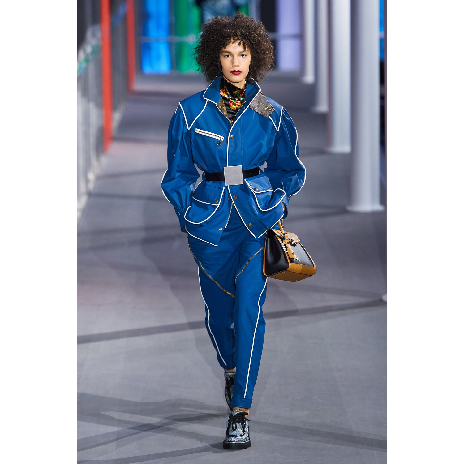 Фото Louis Vuitton Fall 2019 Ready-to-Wear / Louis Vuitton осень 2019 / Неделя моды: Париж