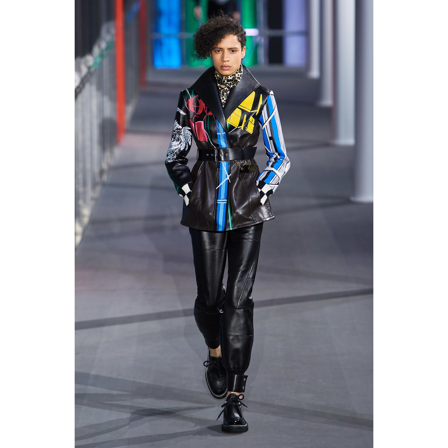 Фото Louis Vuitton Fall 2019 Ready-to-Wear / Louis Vuitton осень 2019 / Неделя моды: Париж