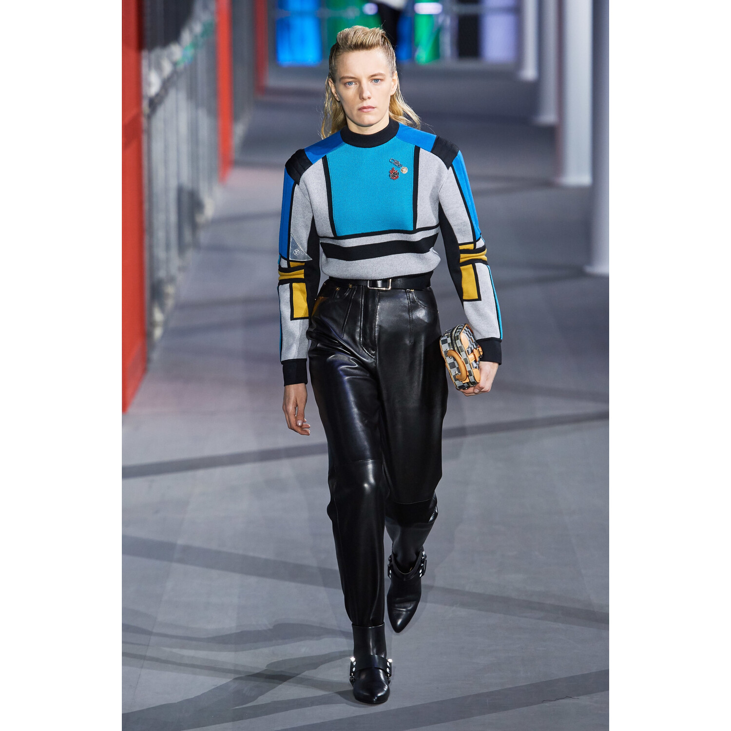 Фото Louis Vuitton Fall 2019 Ready-to-Wear / Louis Vuitton осень 2019 / Неделя моды: Париж