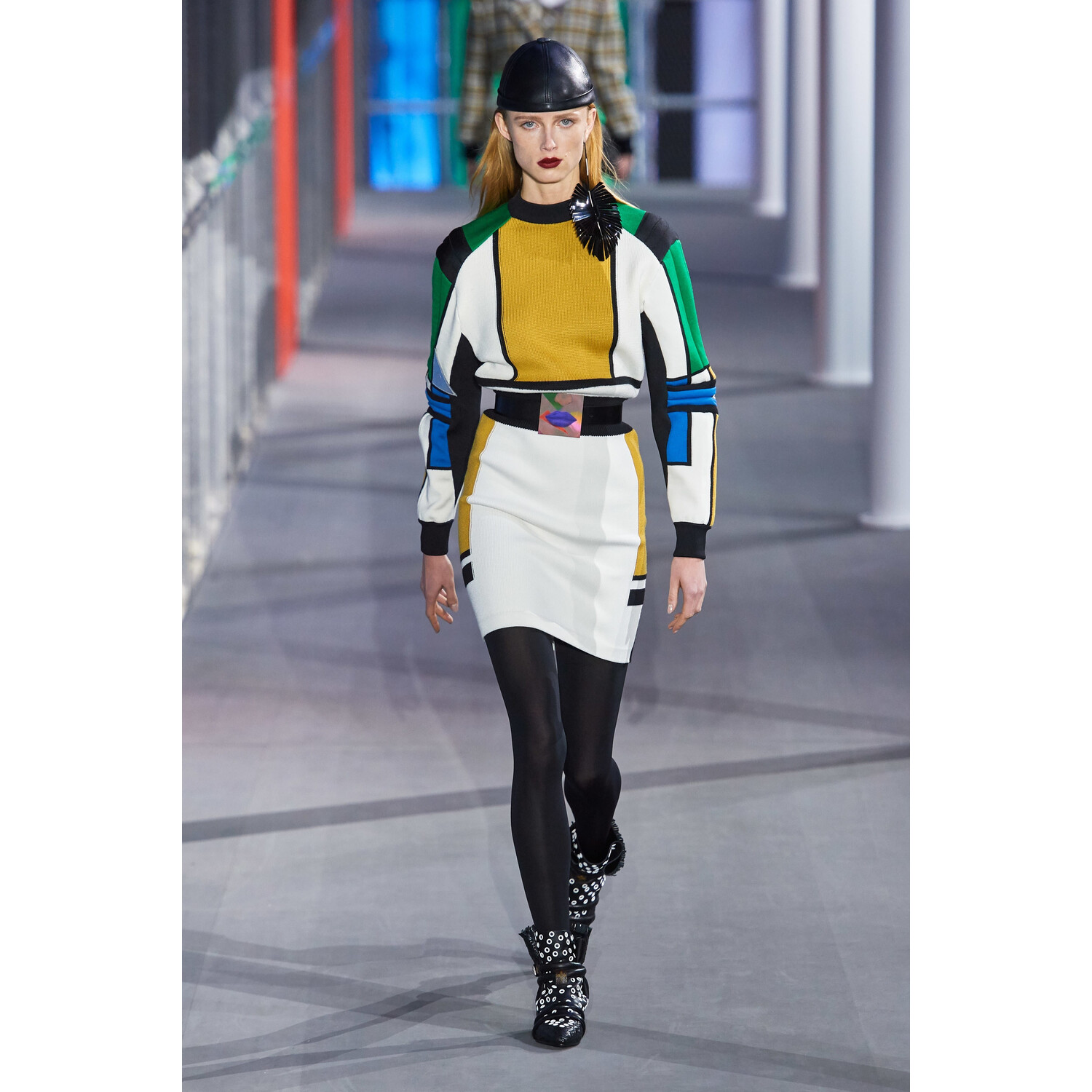 Фото Louis Vuitton Fall 2019 Ready-to-Wear / Louis Vuitton осень 2019 / Неделя моды: Париж