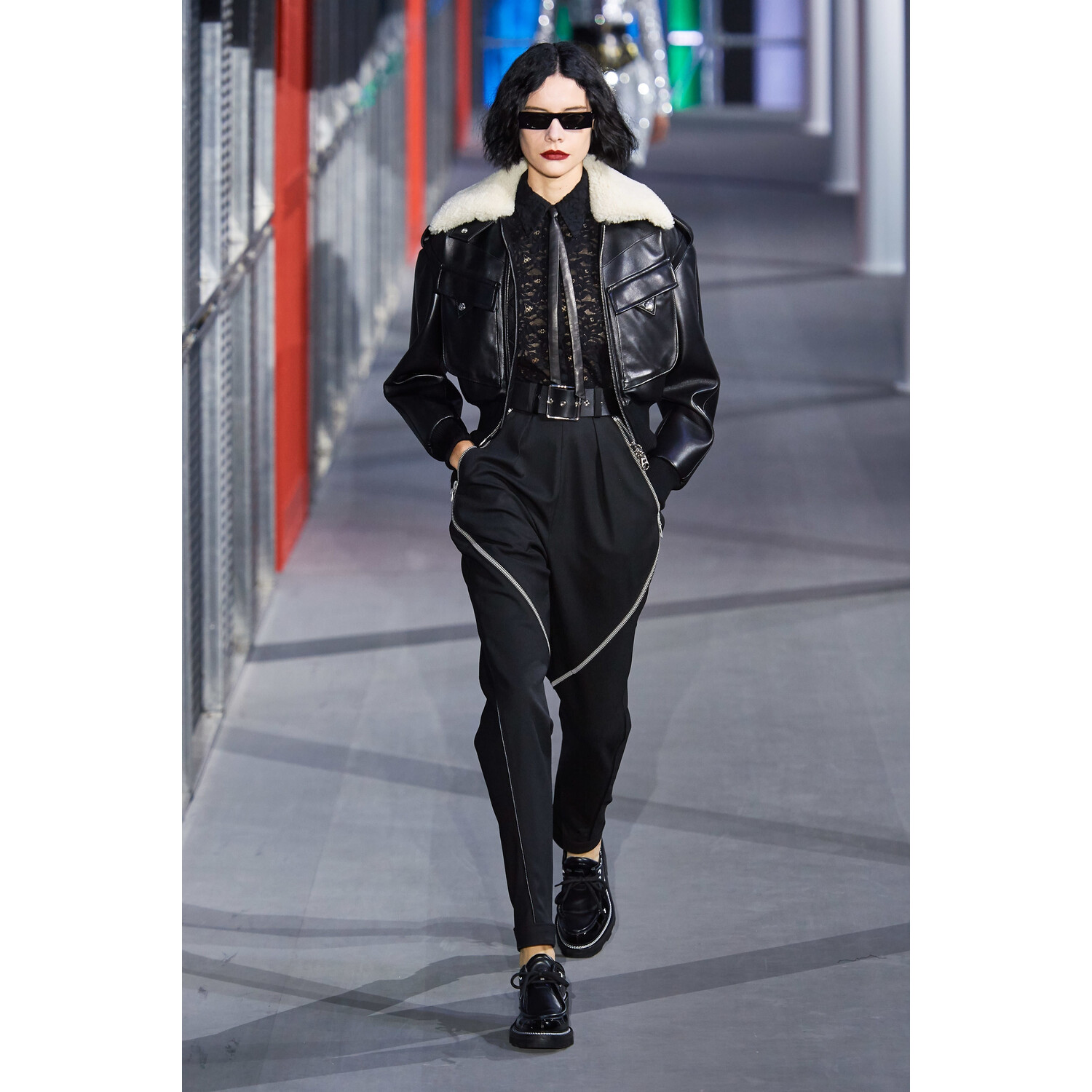 Фото Louis Vuitton Fall 2019 Ready-to-Wear / Louis Vuitton осень 2019 / Неделя моды: Париж