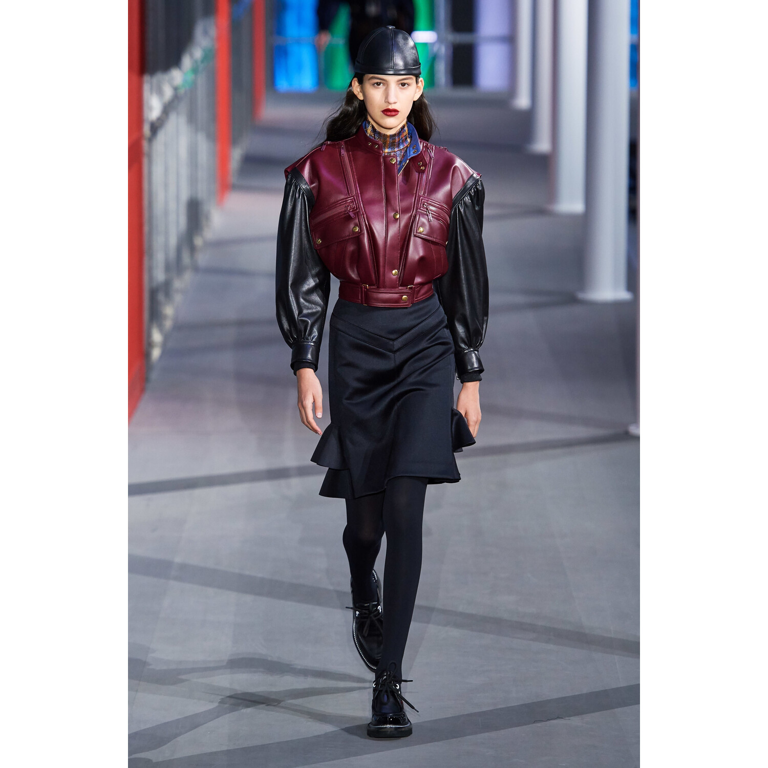 Фото Louis Vuitton Fall 2019 Ready-to-Wear / Louis Vuitton осень 2019 / Неделя моды: Париж