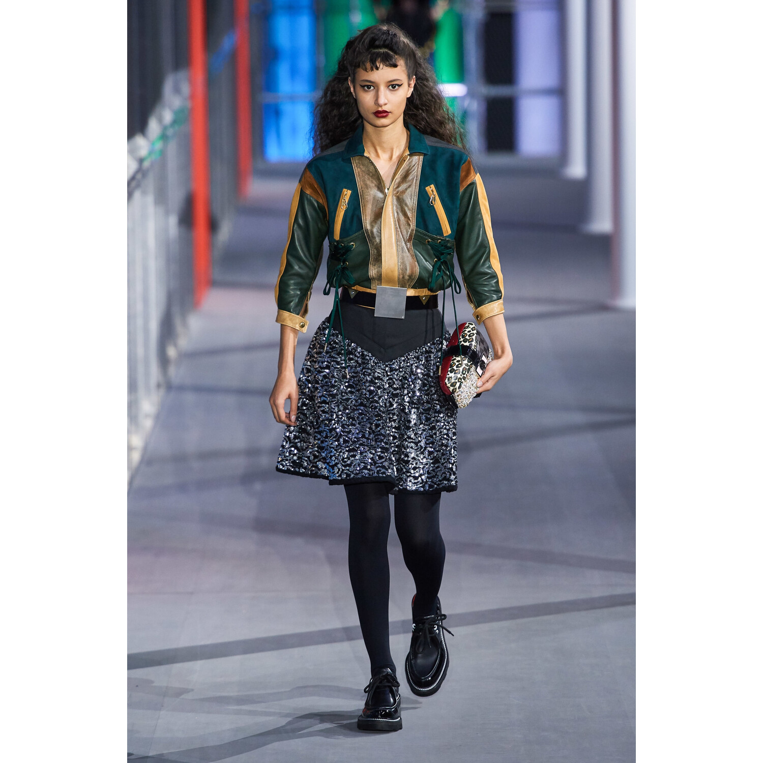 Фото Louis Vuitton Fall 2019 Ready-to-Wear / Louis Vuitton осень 2019 / Неделя моды: Париж