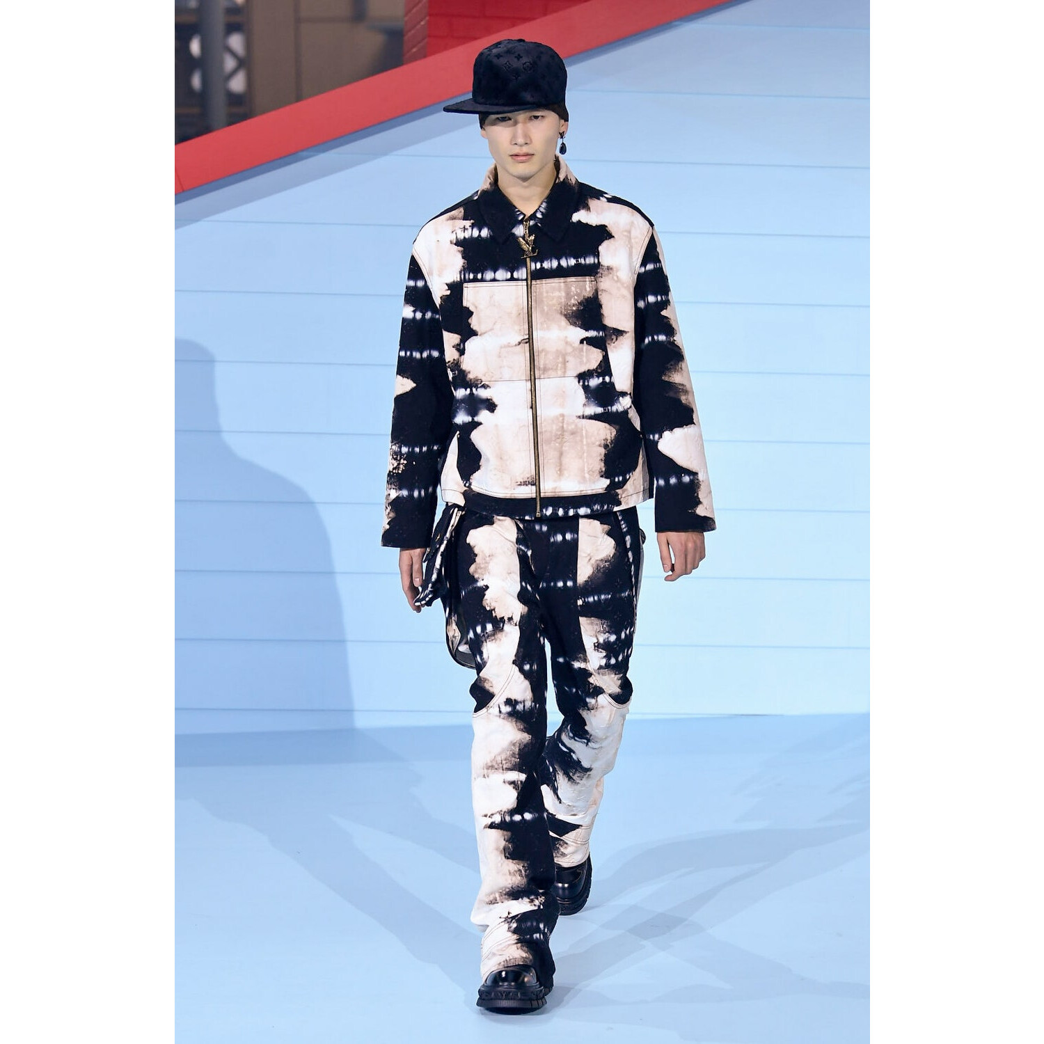 Фото Louis Vuitton Menswear Fall 2022 Collection / Louis Vuitton осень-зима 2022/2023
