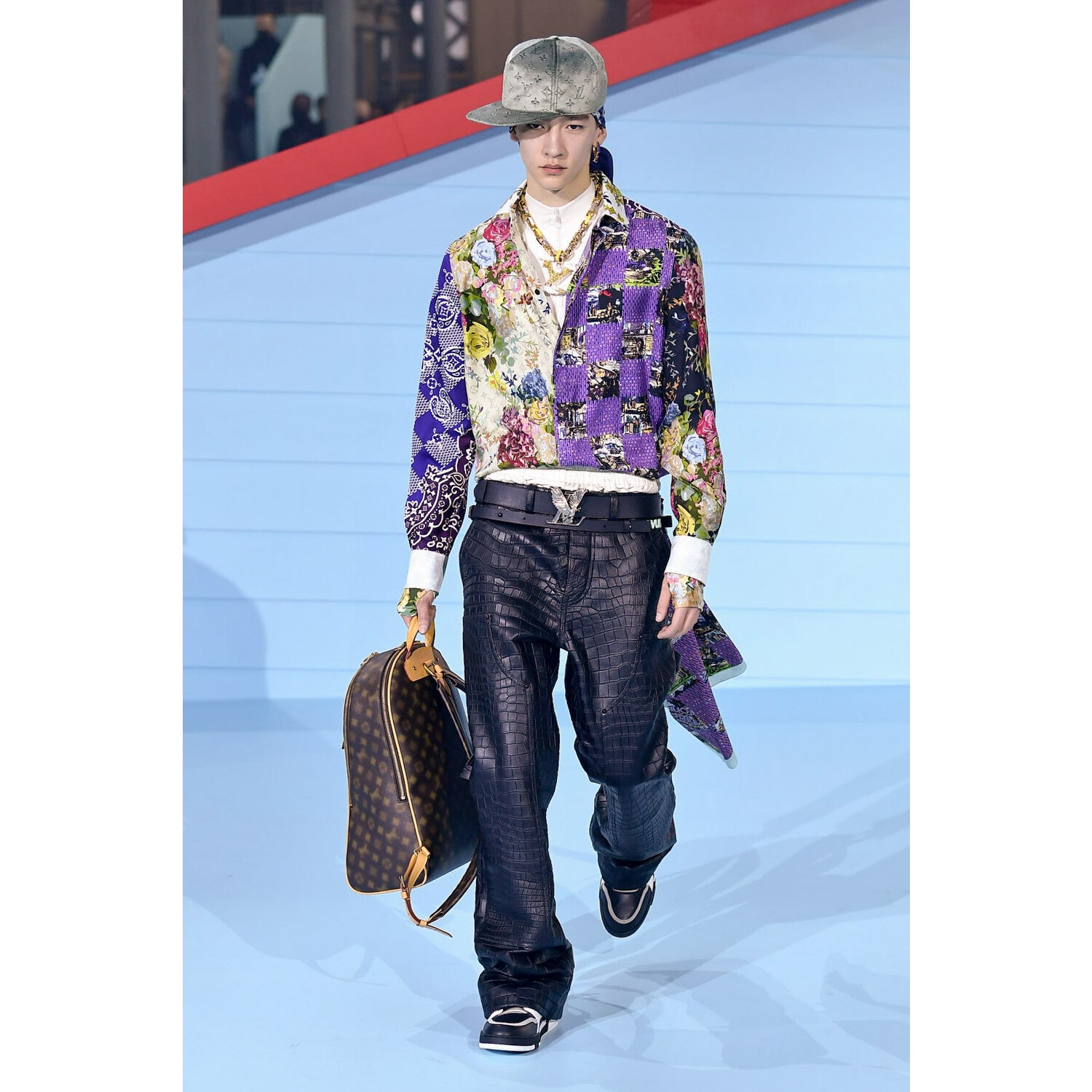Фото Louis Vuitton Menswear Fall 2022 Collection / Louis Vuitton осень-зима 2022/2023