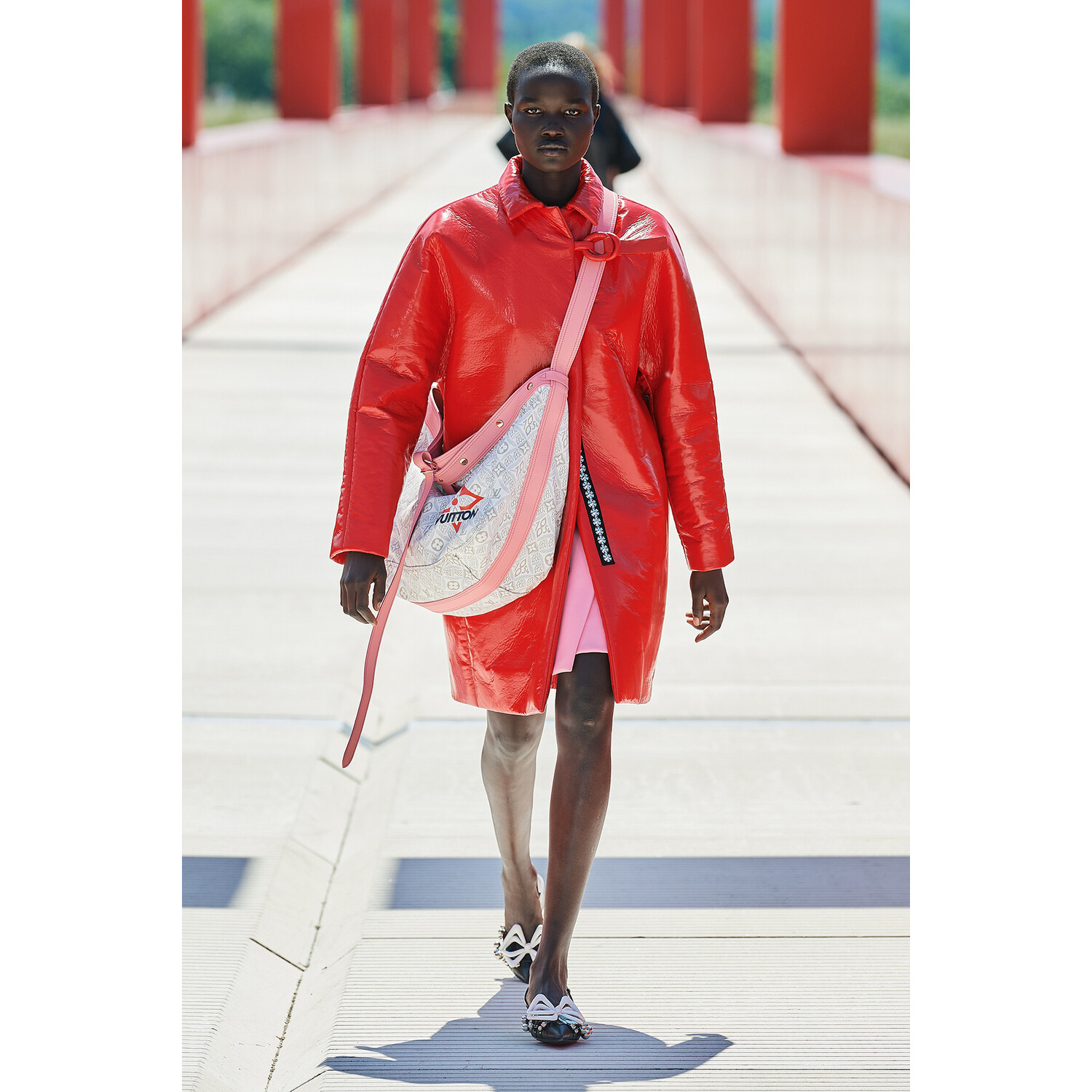 Фото Louis Vuitton Resort 2022 / Louis Vuitton курорт 2022