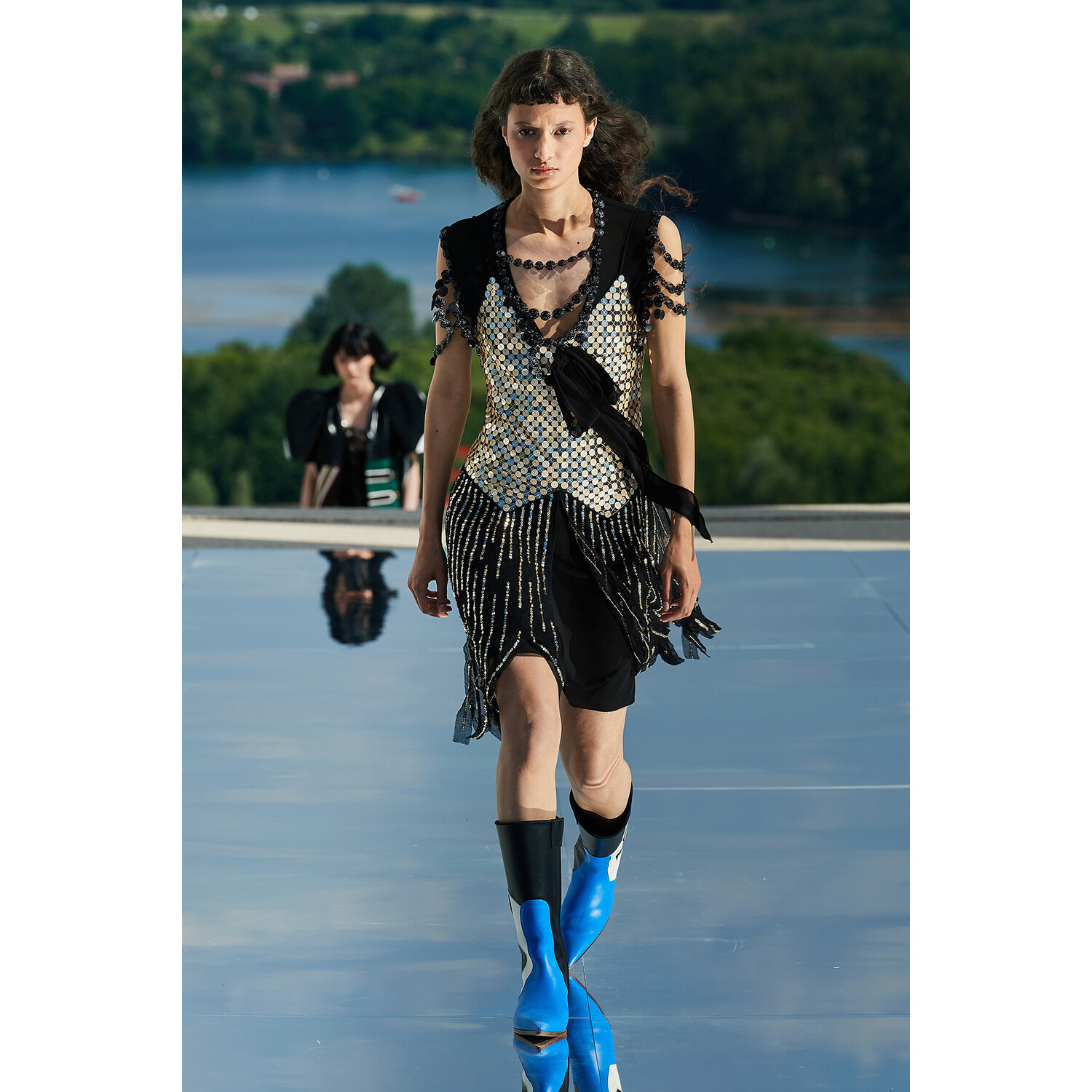 Фото Louis Vuitton Resort 2022 / Louis Vuitton курорт 2022