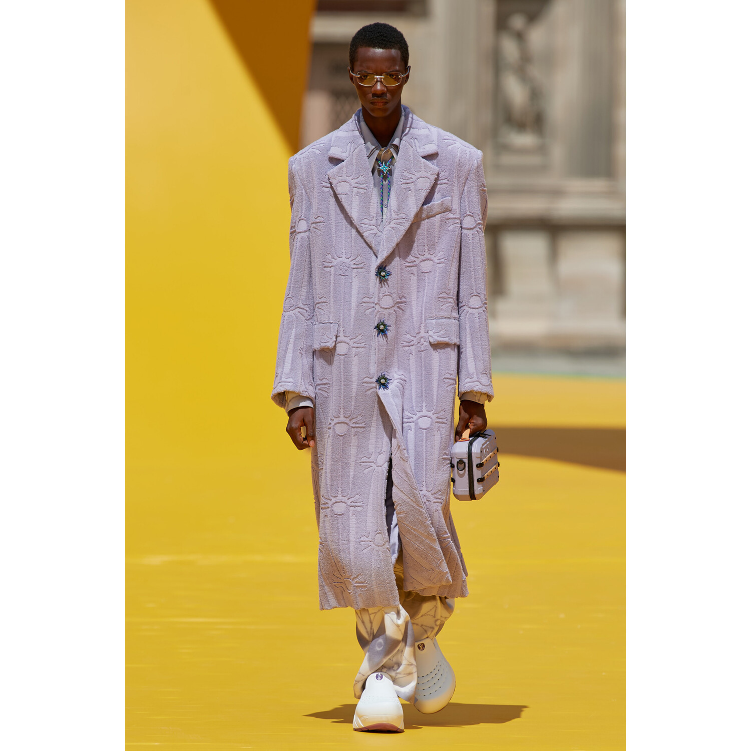 Фото Мужская коллекция Louis Vuitton весна-лето 2023 | Louis Vuitton Menswear Spring 2023