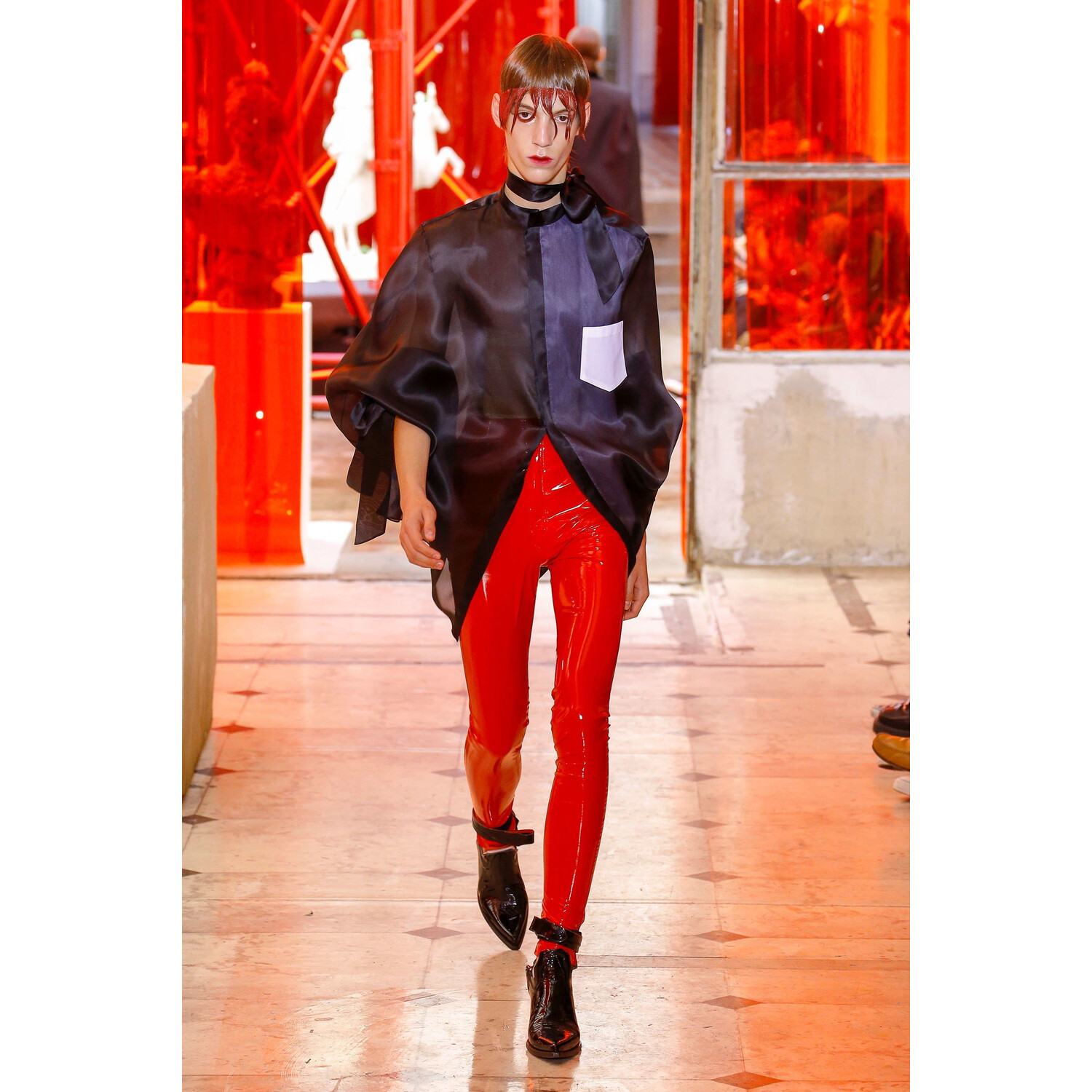 Фото Maison Margiela Spring 2019 Menswear John Galliano / Мейсон Марджела Весна Лето 2019 Джон Гальяно Мужская Неделя Моды в Париже