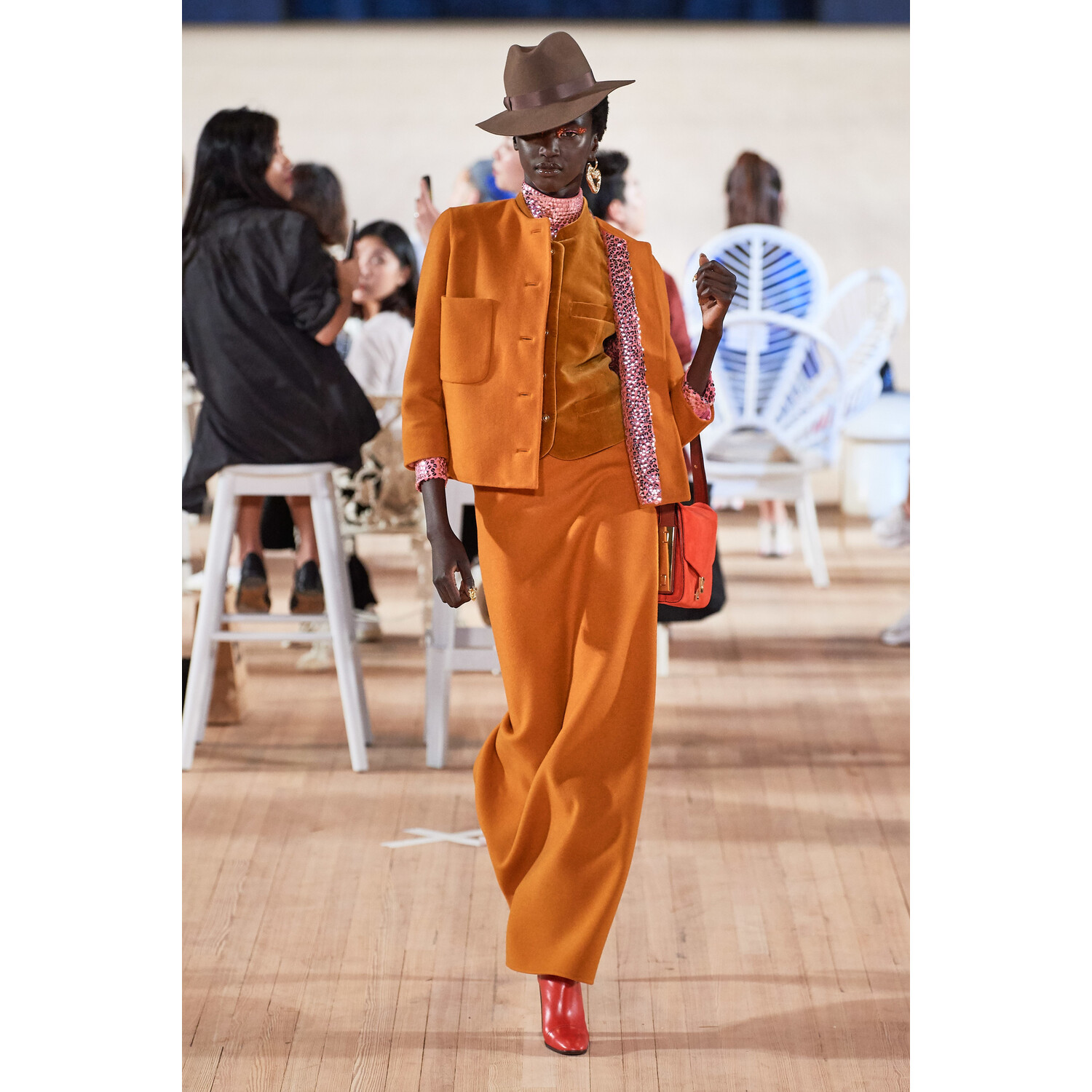 Фото Marc Jacobs Spring 2020 / Marc Jacobs весна-лето 2020 / Неделя моды: Нью-Йорк