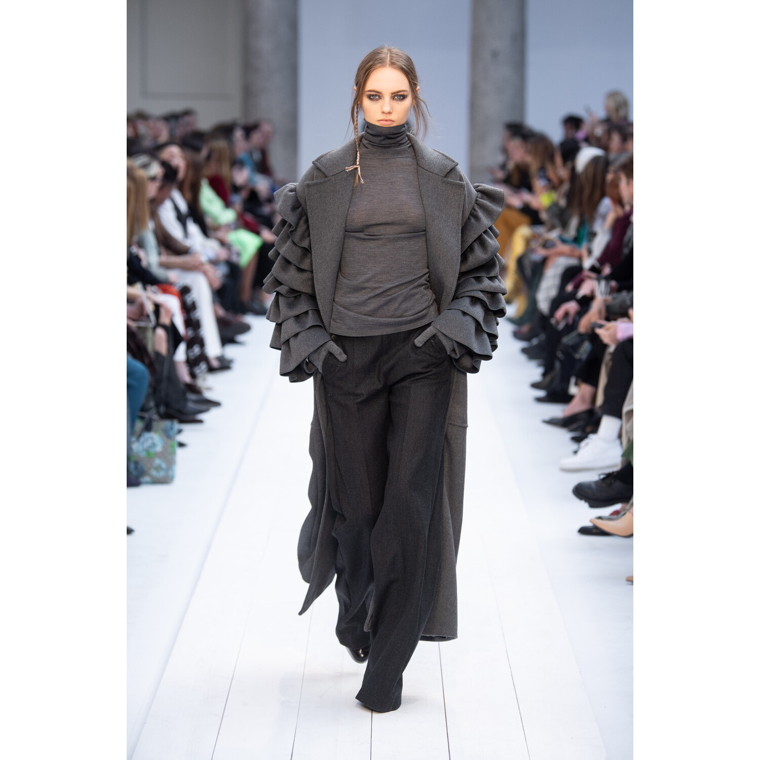Фото Max Mara Fall 2020 Ready-to-Wear / Макс Мара осень 2019 / Неделя моды: Милан