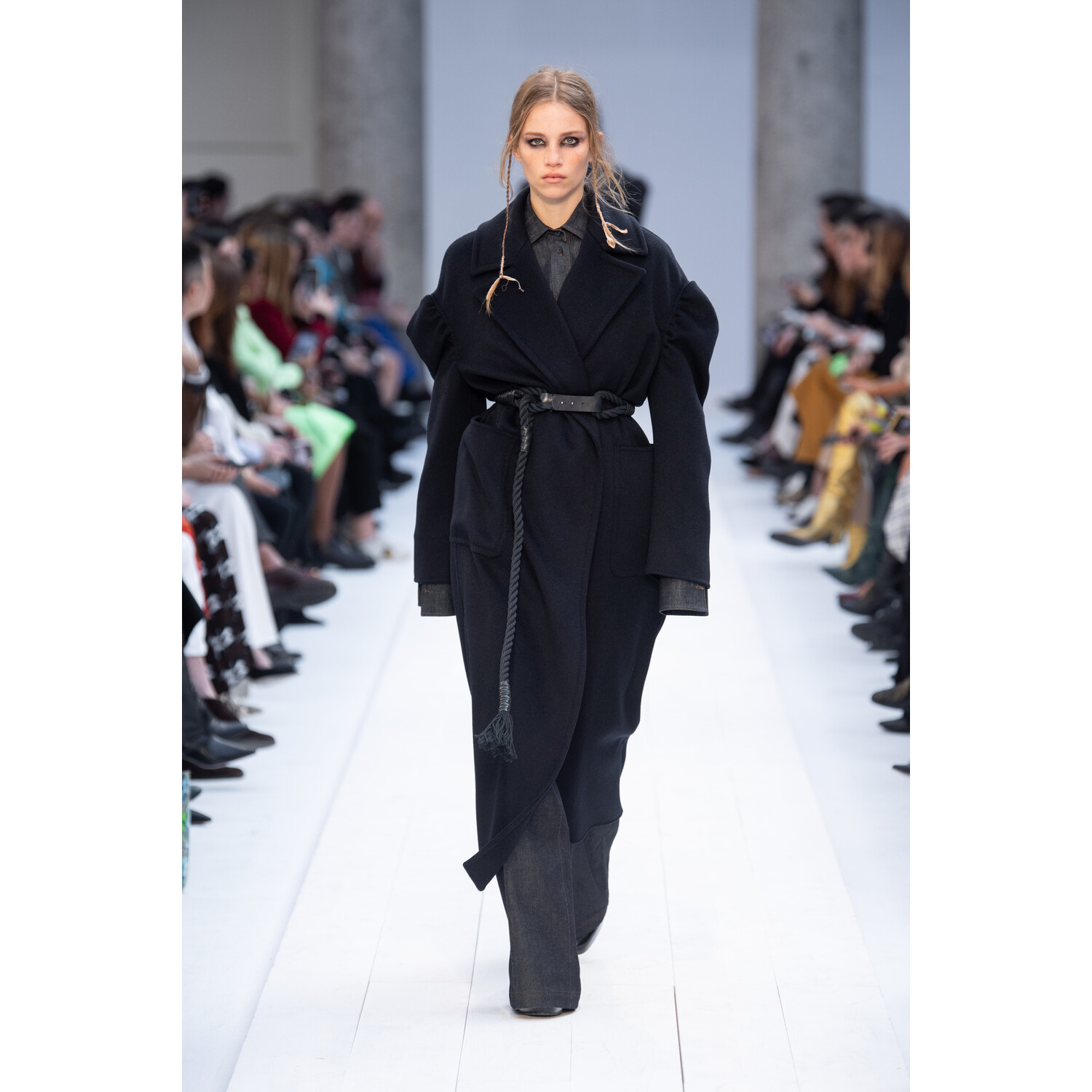 Фото Max Mara Fall 2020 Ready-to-Wear / Макс Мара осень 2019 / Неделя моды: Милан