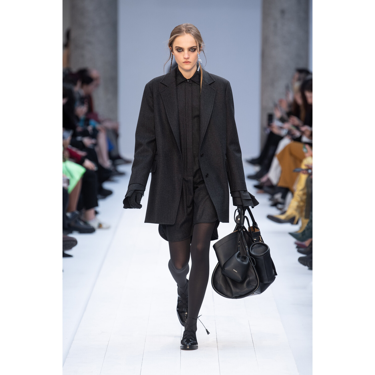 Фото Max Mara Fall 2020 Ready-to-Wear / Макс Мара осень 2019 / Неделя моды: Милан