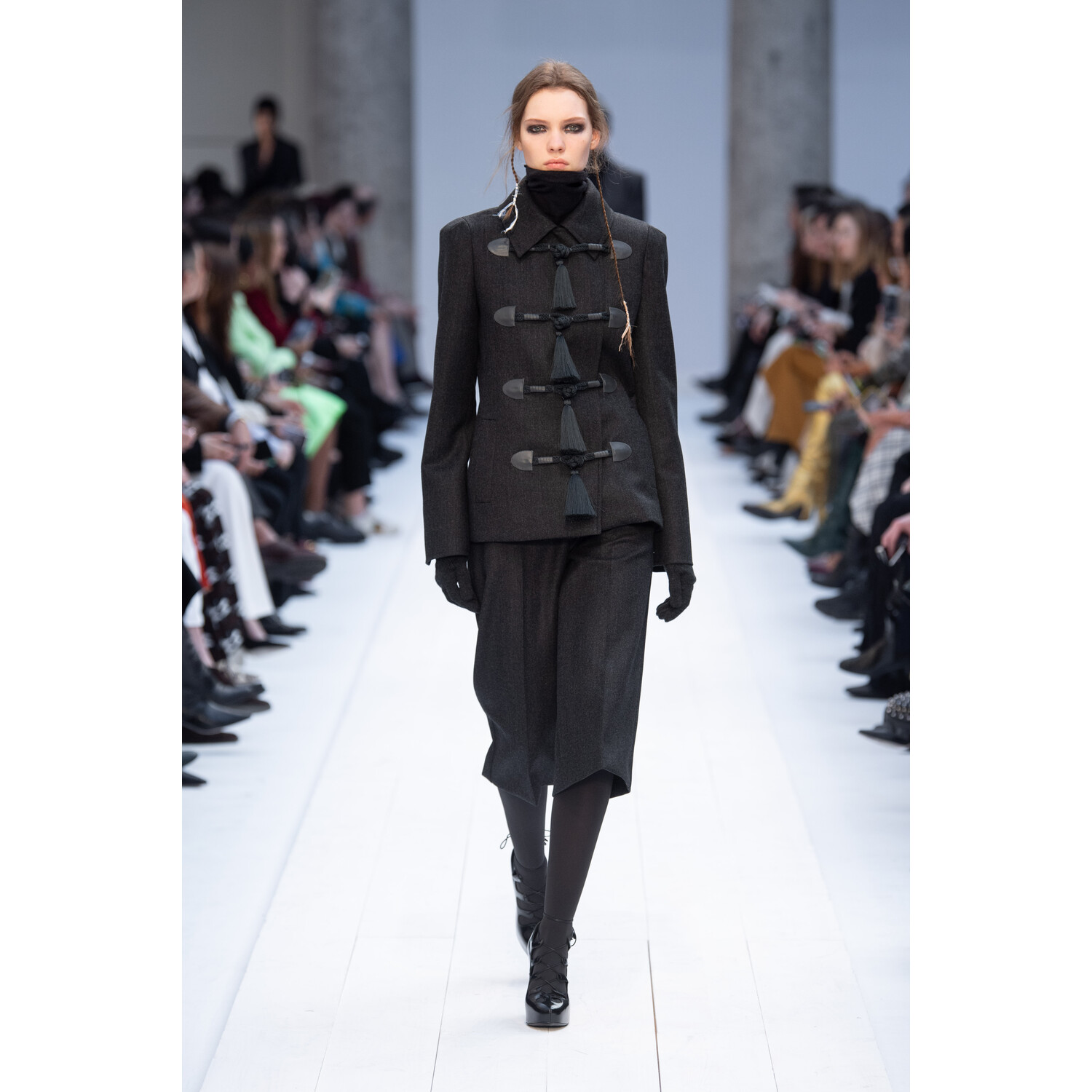 Фото Max Mara Fall 2020 Ready-to-Wear / Макс Мара осень 2019 / Неделя моды: Милан