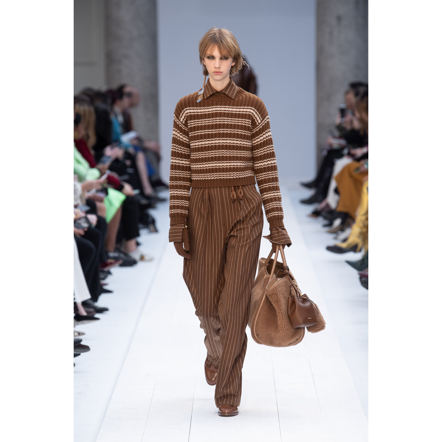 Фото Max Mara Fall 2020 Ready-to-Wear / Макс Мара осень 2019 / Неделя моды: Милан