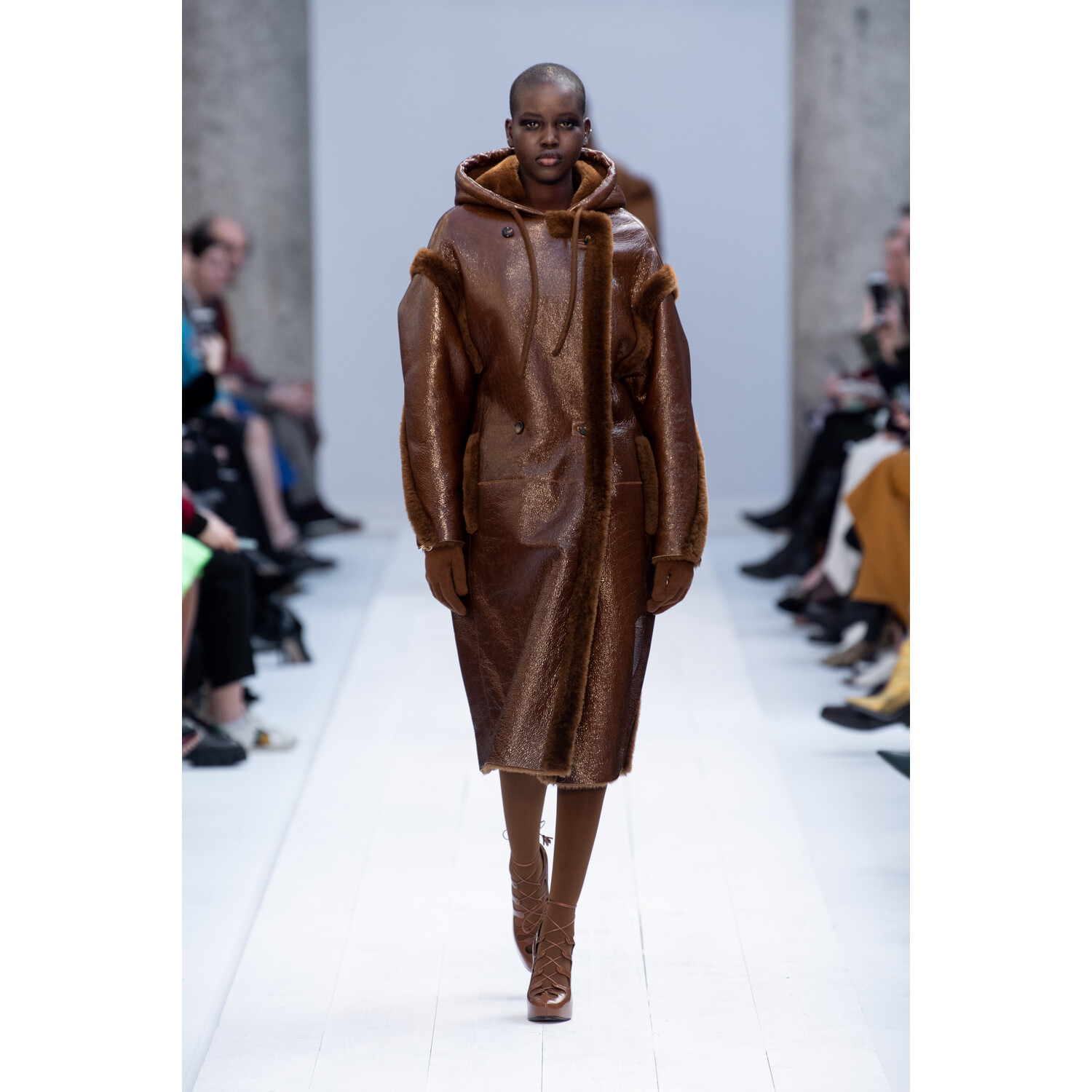 Фото Max Mara Fall 2020 Ready-to-Wear / Макс Мара осень 2019 / Неделя моды: Милан