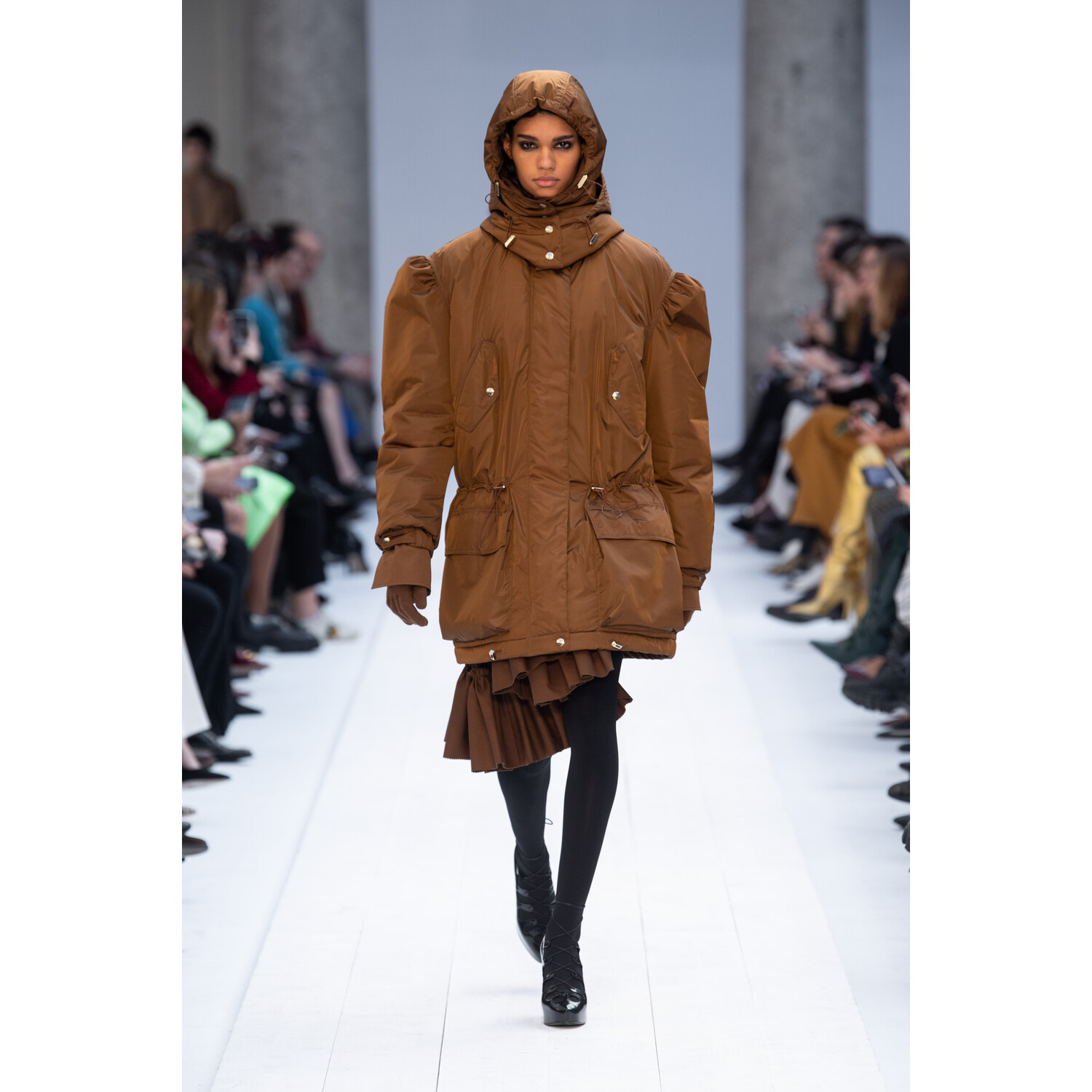 Фото Max Mara Fall 2020 Ready-to-Wear / Макс Мара осень 2019 / Неделя моды: Милан