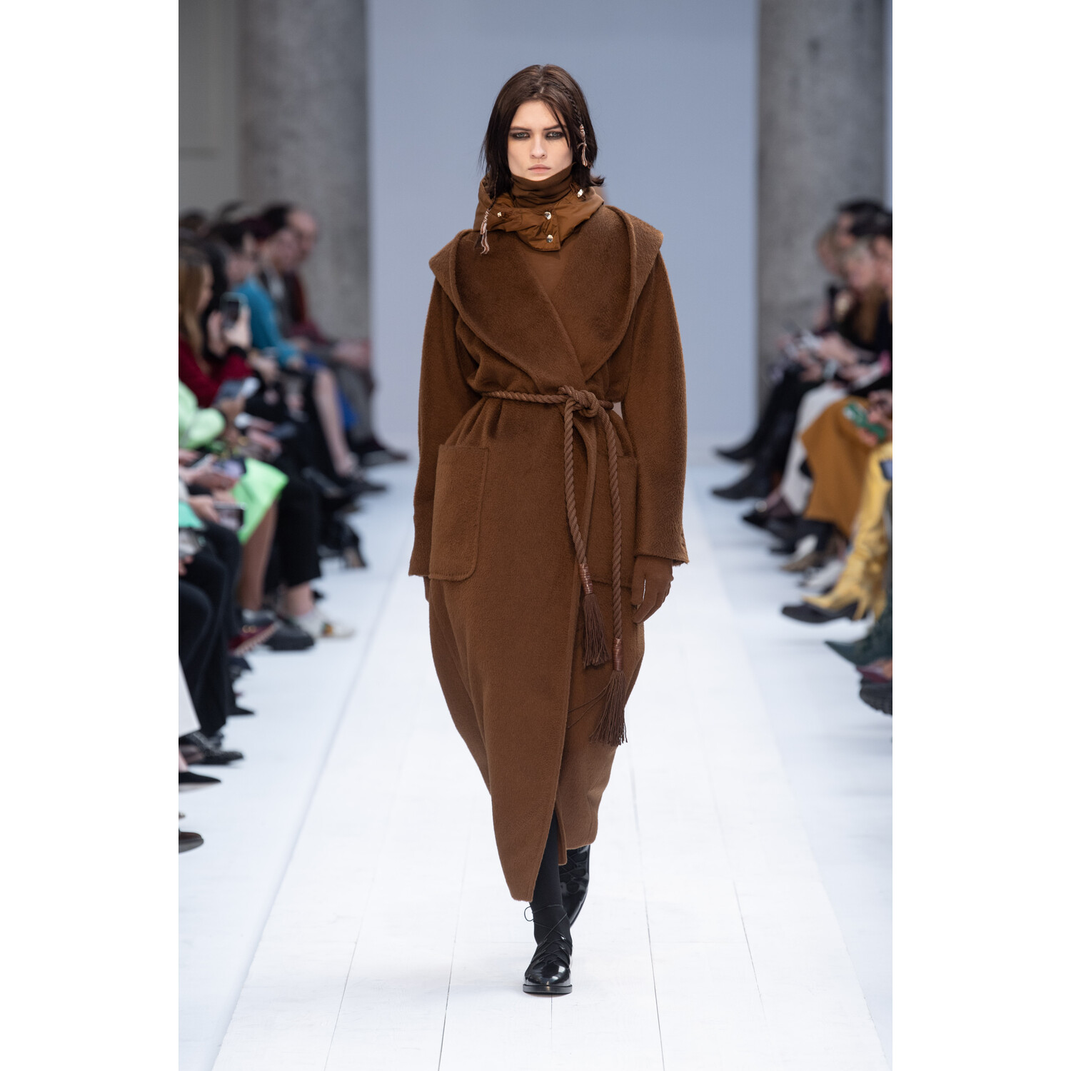 Фото Max Mara Fall 2020 Ready-to-Wear / Макс Мара осень 2019 / Неделя моды: Милан