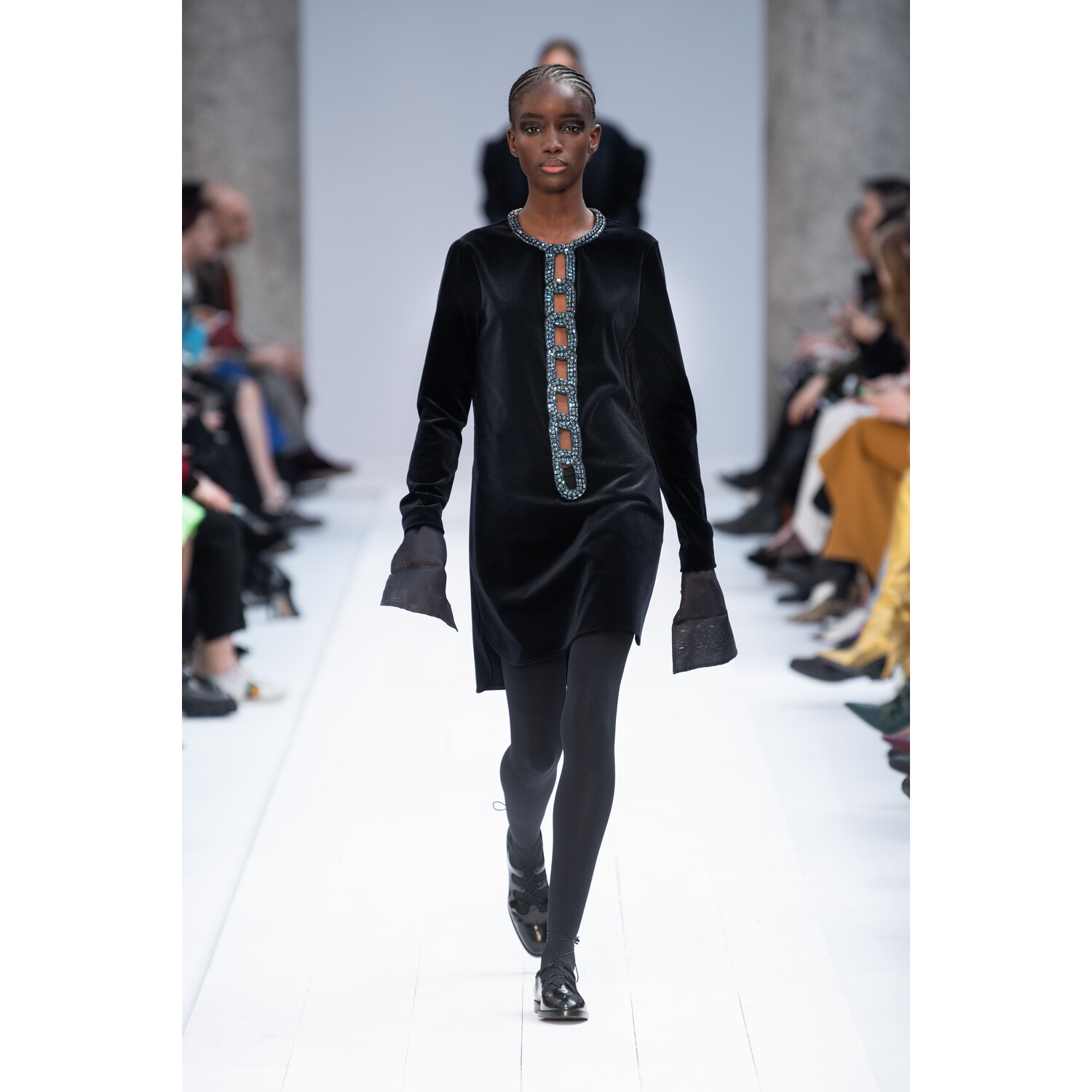 Фото Max Mara Fall 2020 Ready-to-Wear / Макс Мара осень 2019 / Неделя моды: Милан